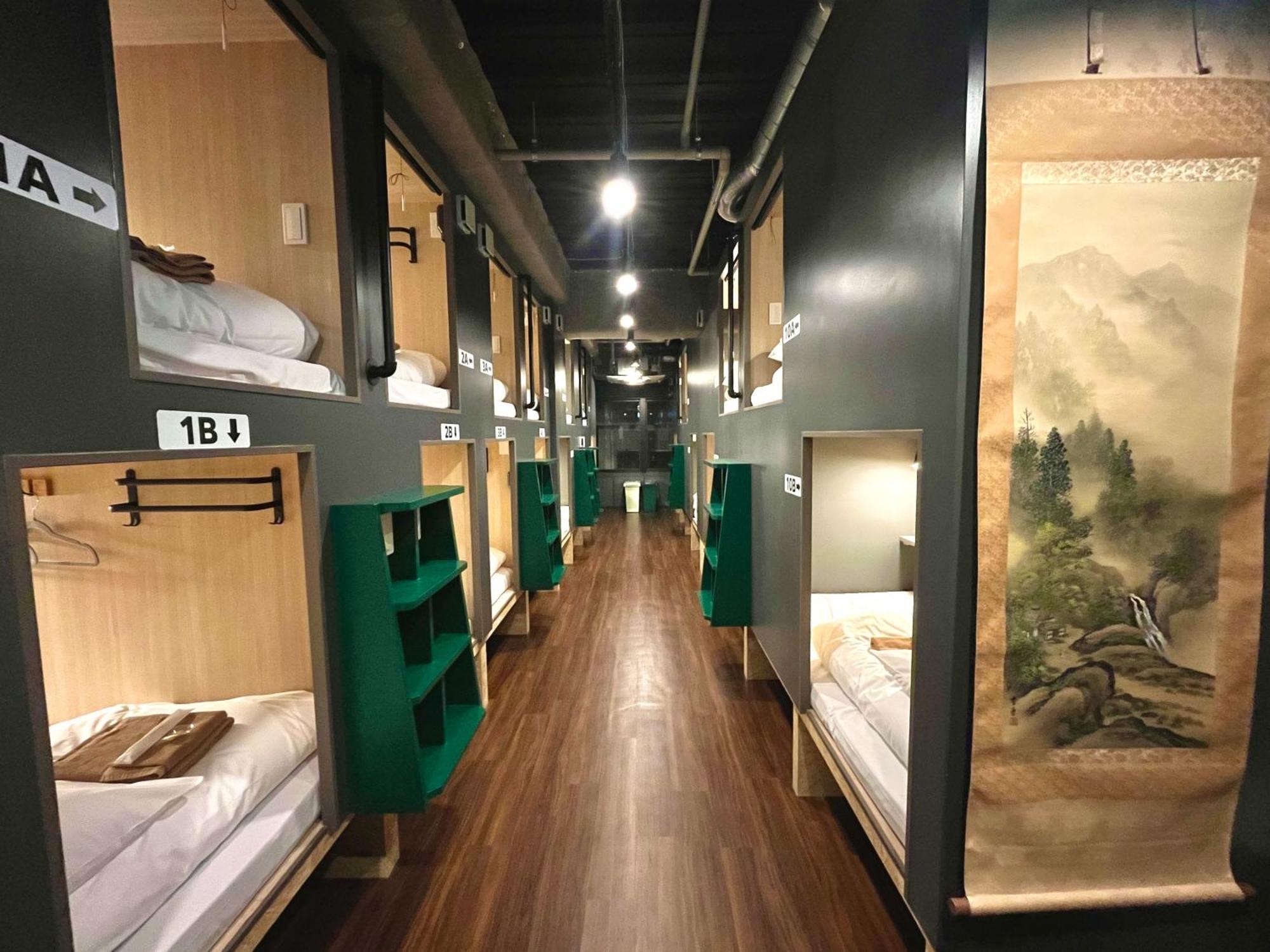 Bunk Bed in Mixed Dormitory Room