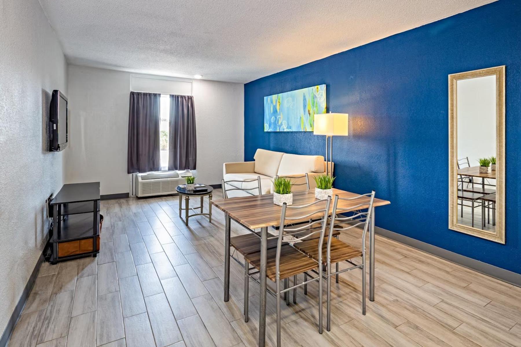King Suite