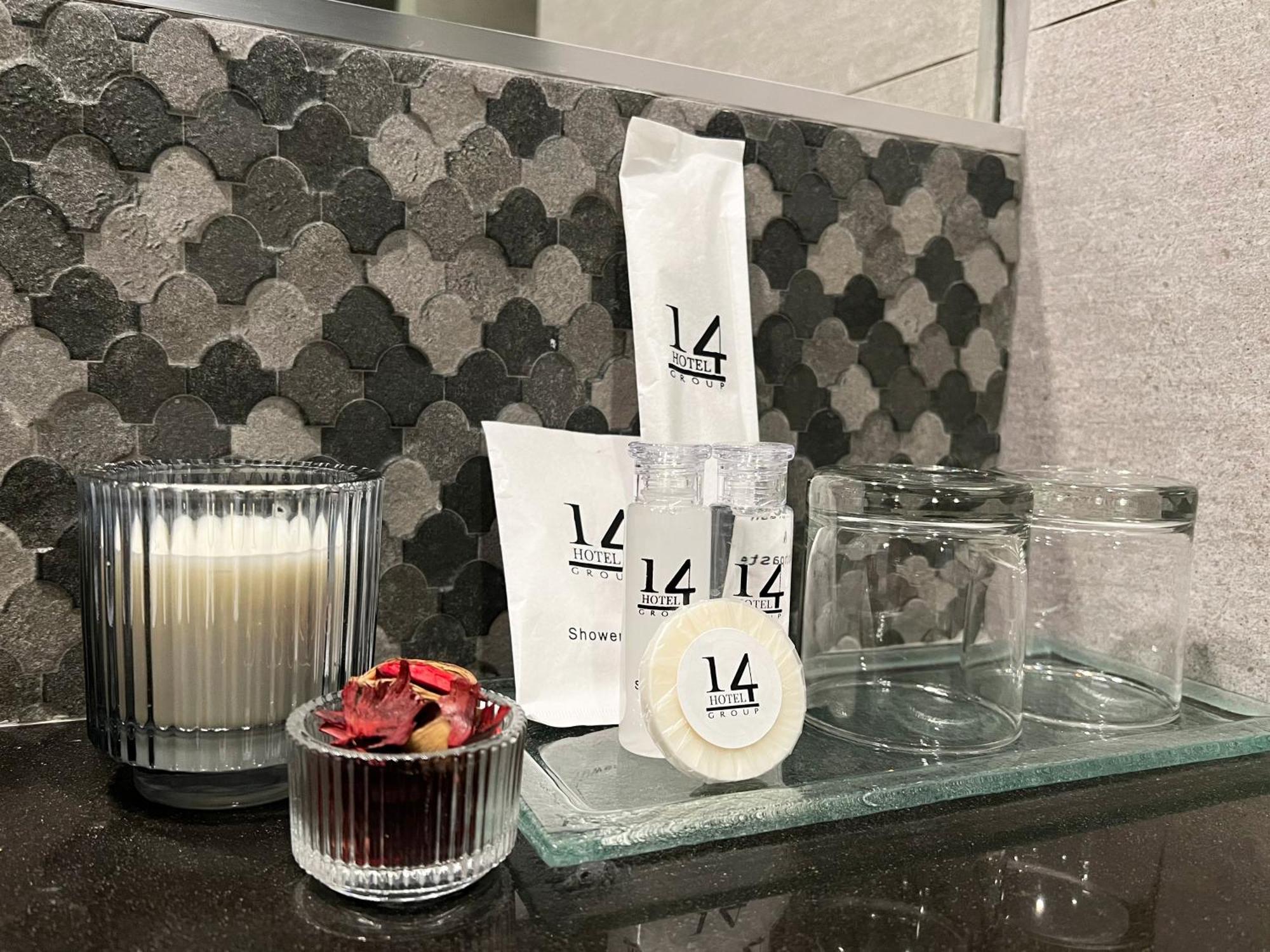 Deluxe Double Room,1657175865:JPEG