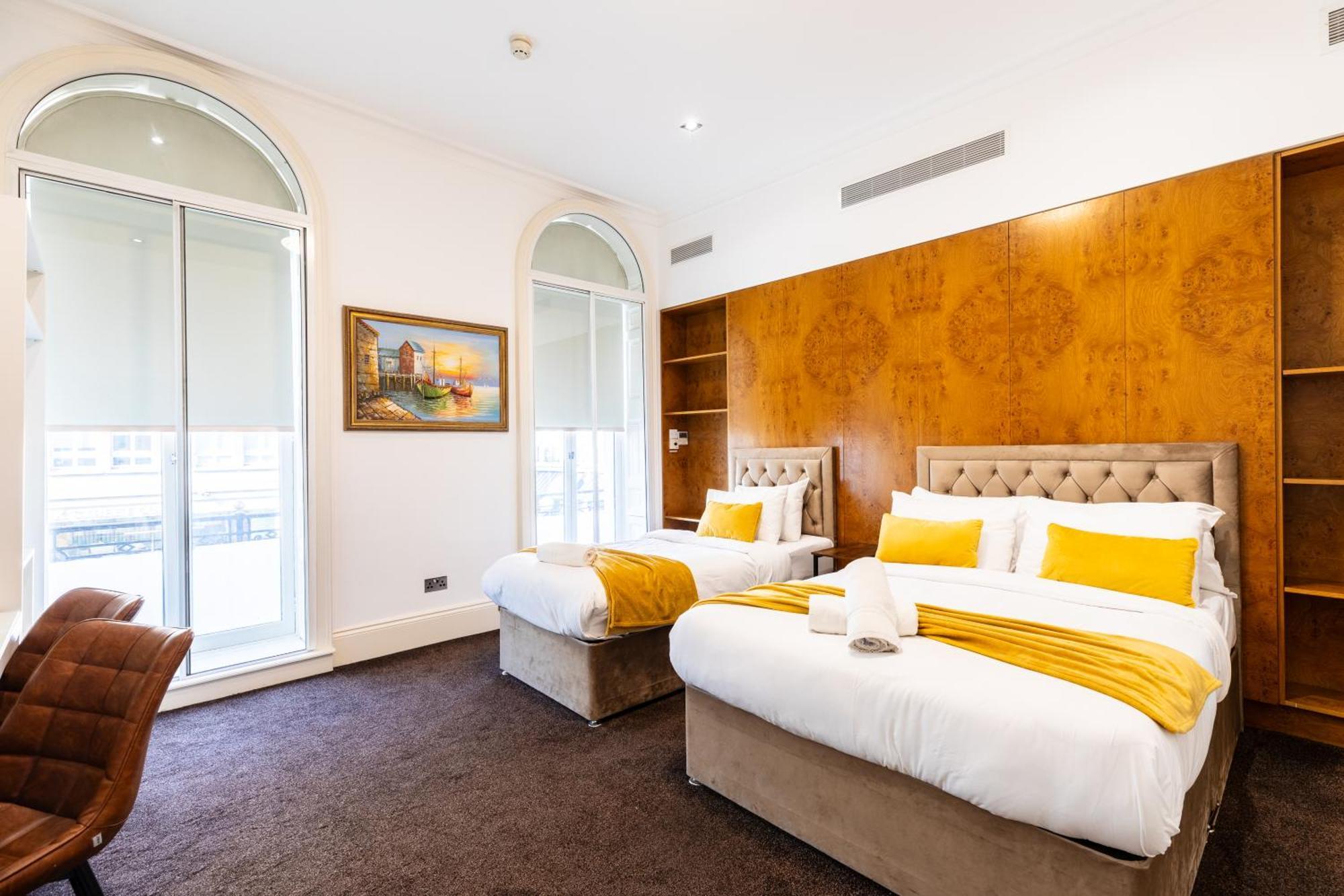 Superior Triple Room