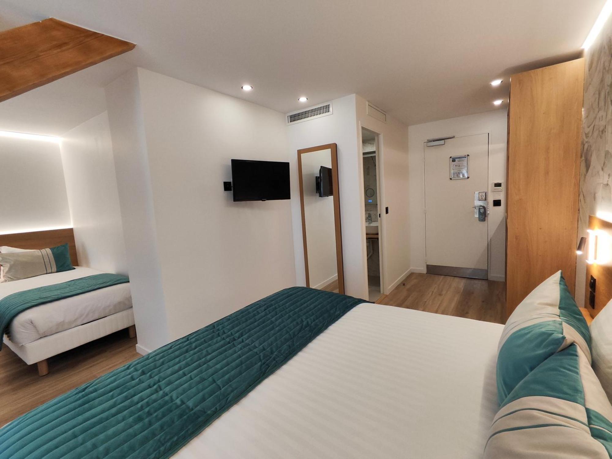 Executive Triple Room