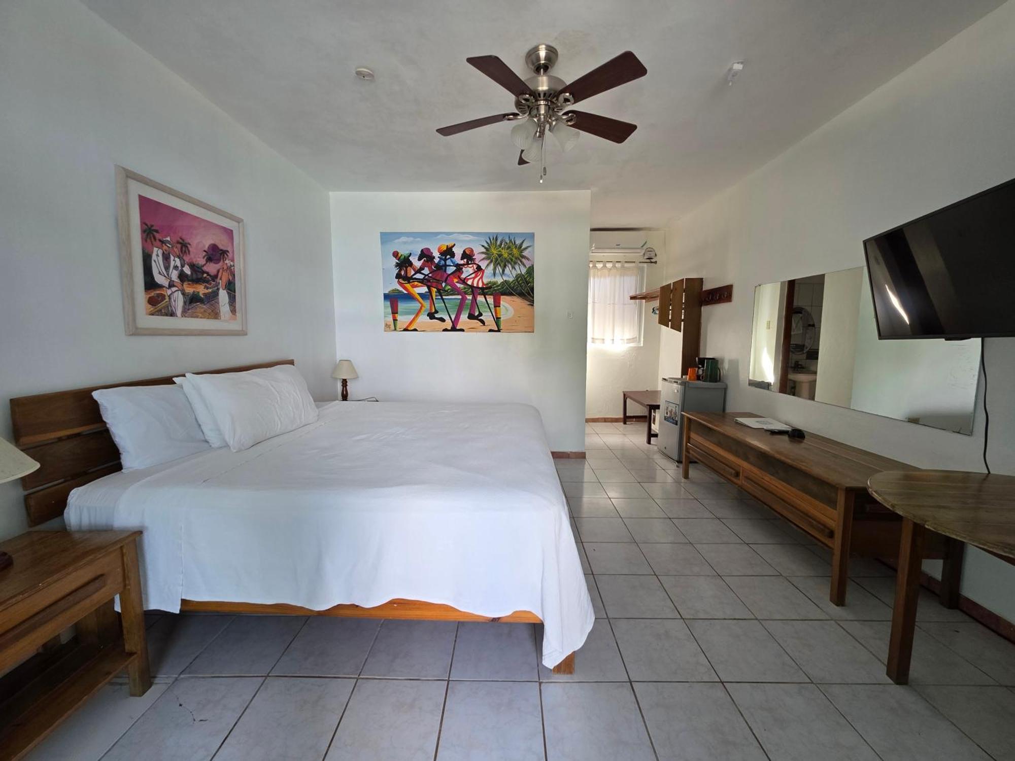 Standard King Room