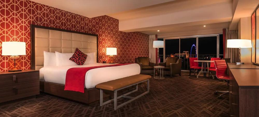2 Rooms, Resort Studio Suite | 1 King + Resort Tower Queen