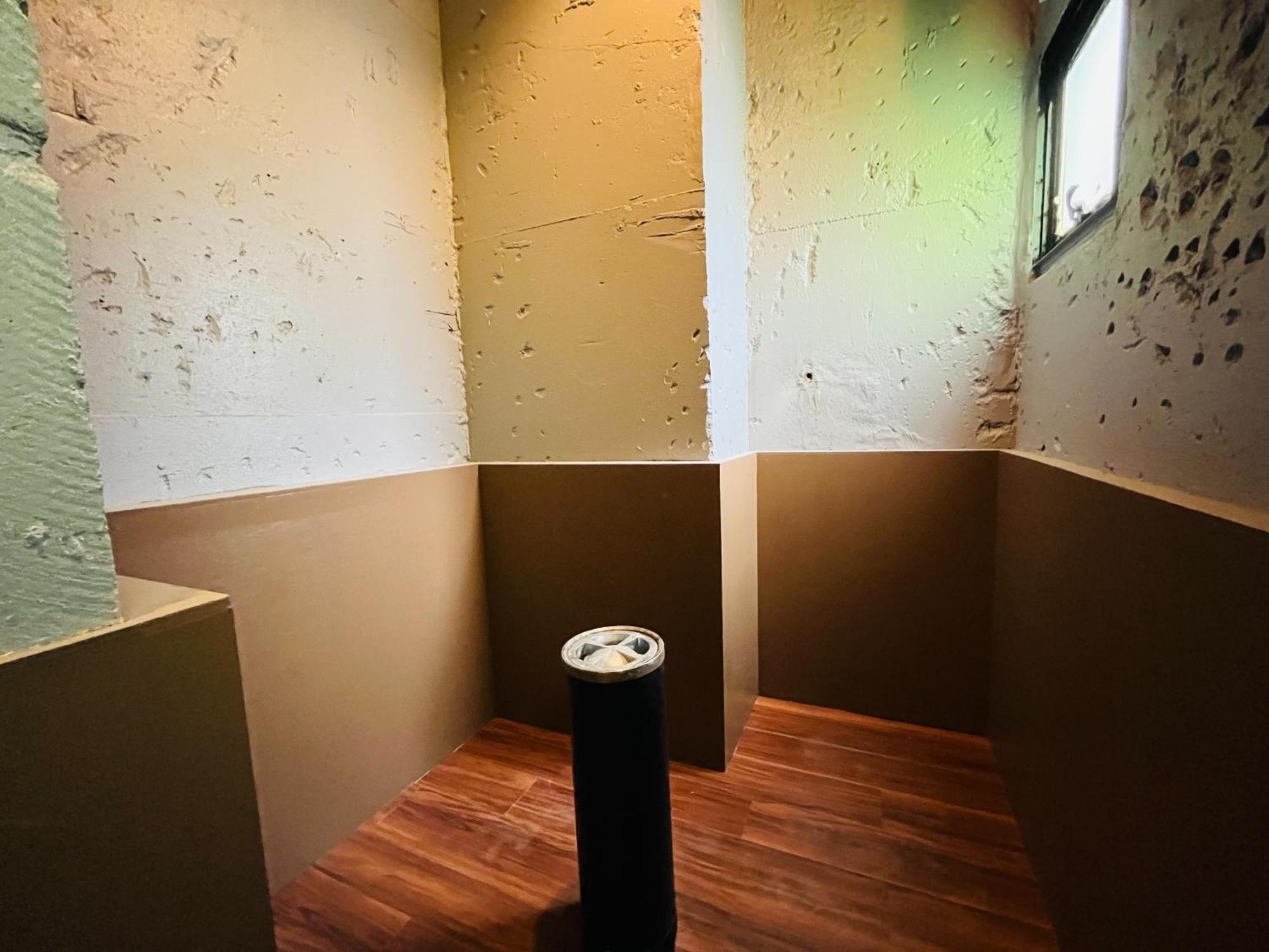 Twin Room with Shower