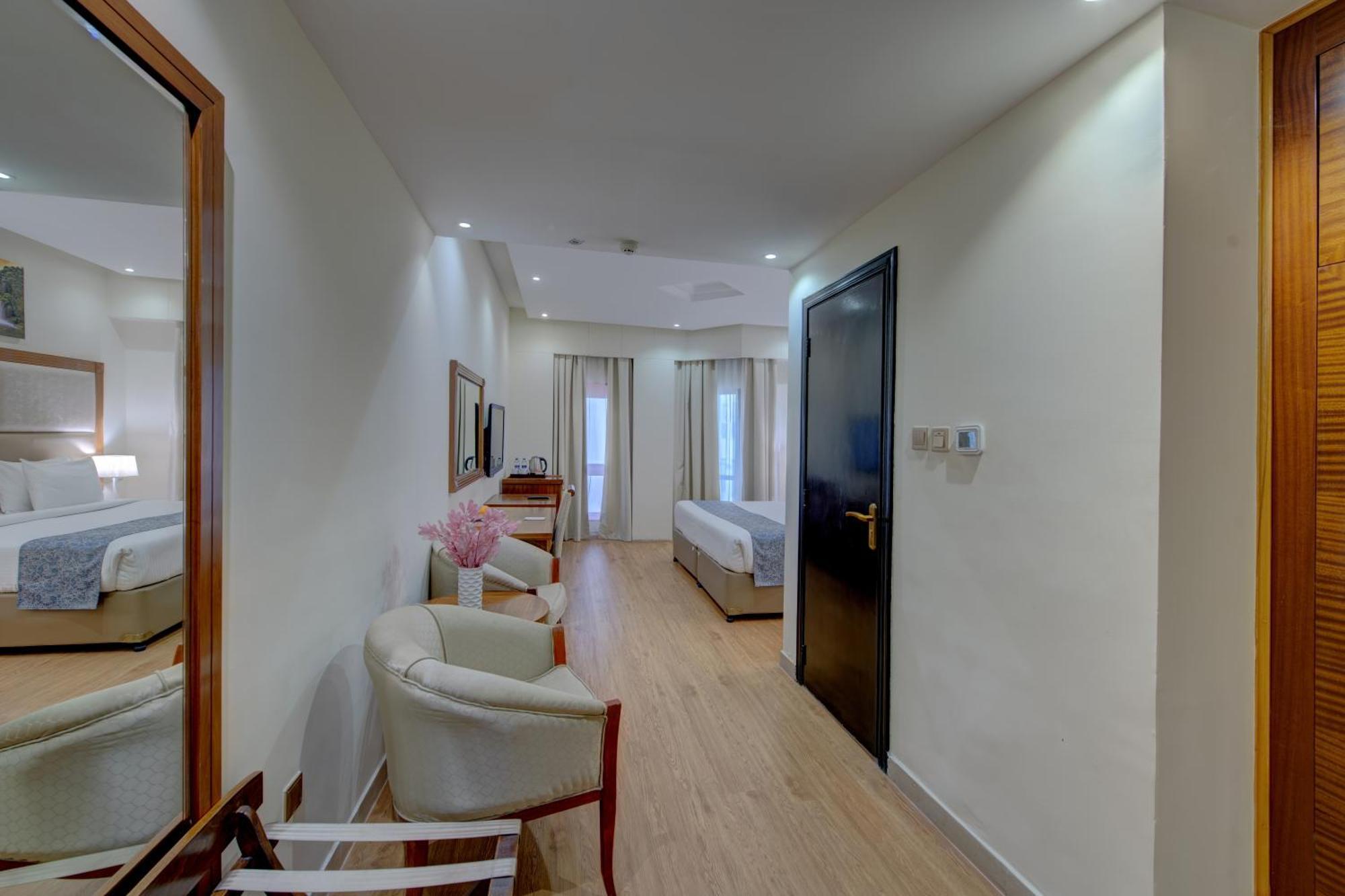 Deluxe King Room,1720046720:JPEG