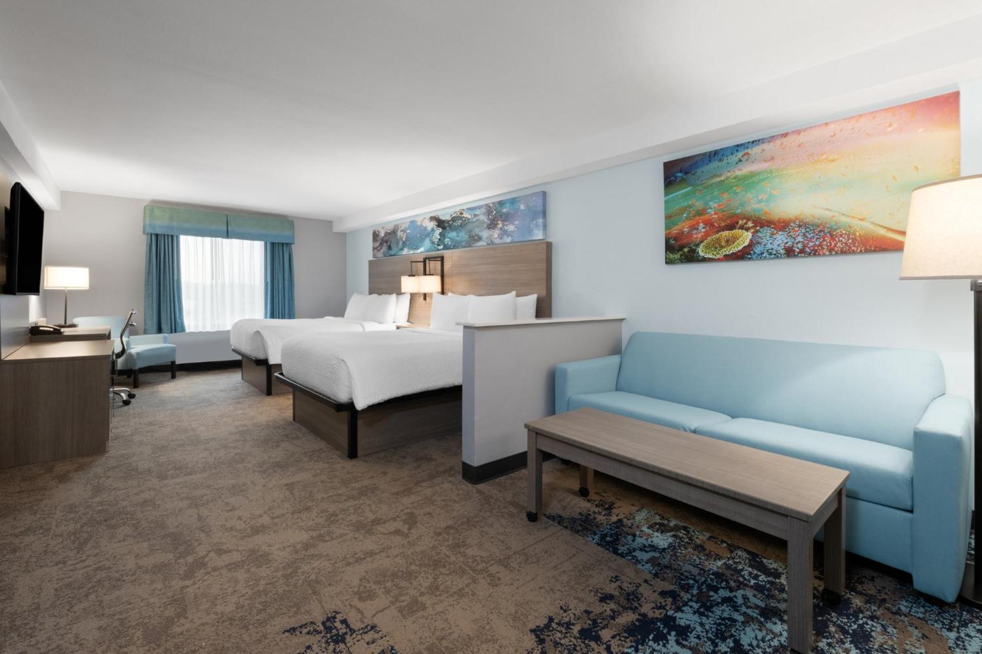 Standard Queen Room with Sofa Bed