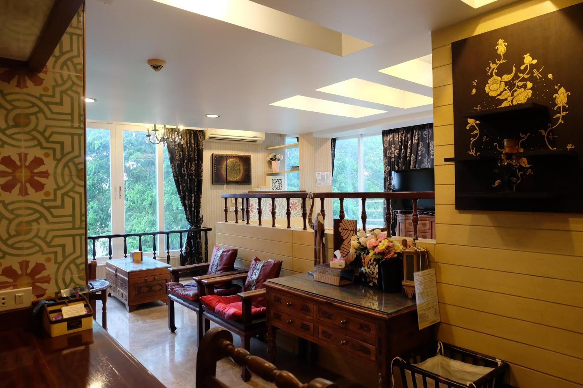Corner Suite 1 (Executive Room)