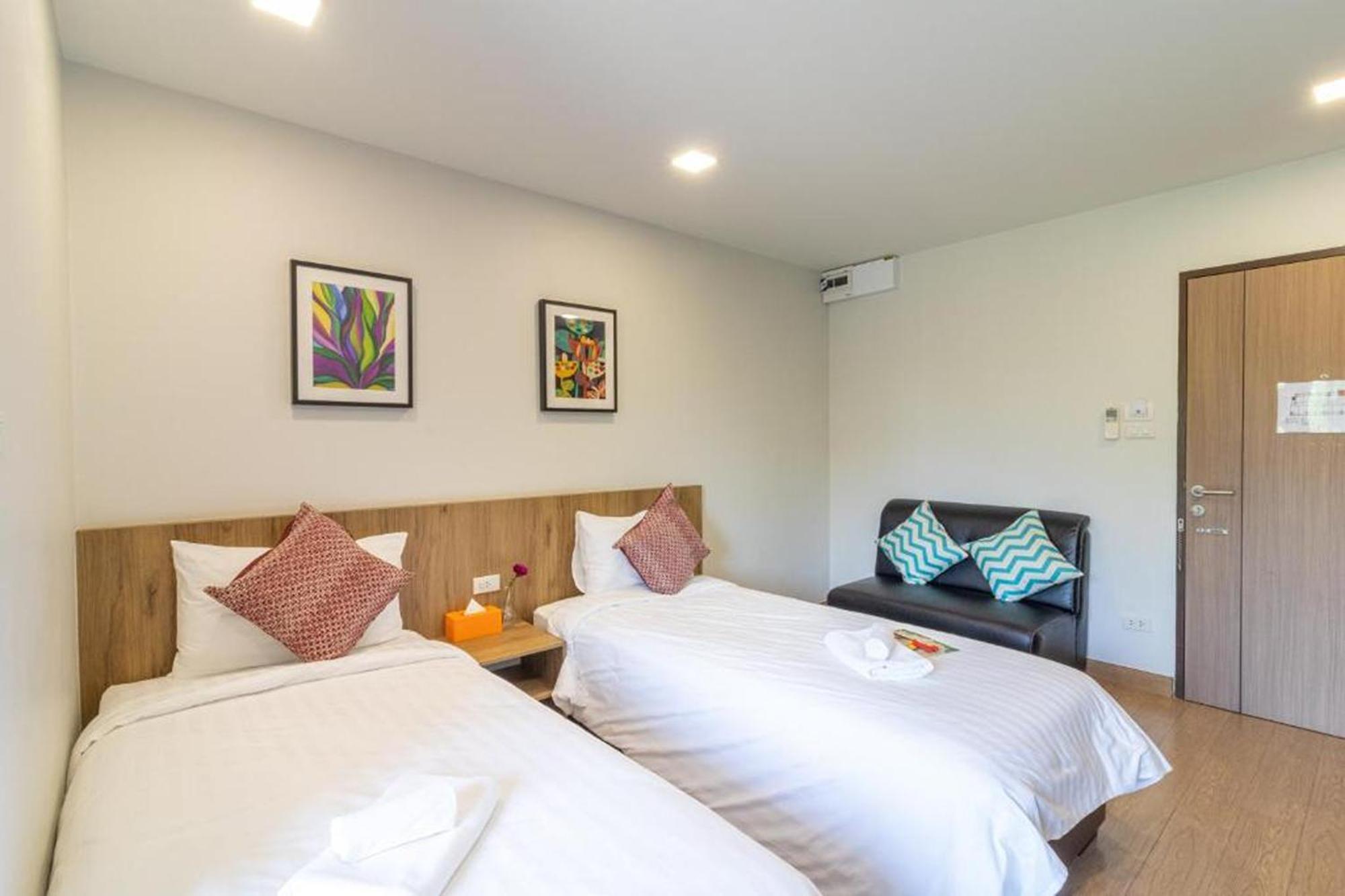 Standard Twin Room,1706995714:JPEG