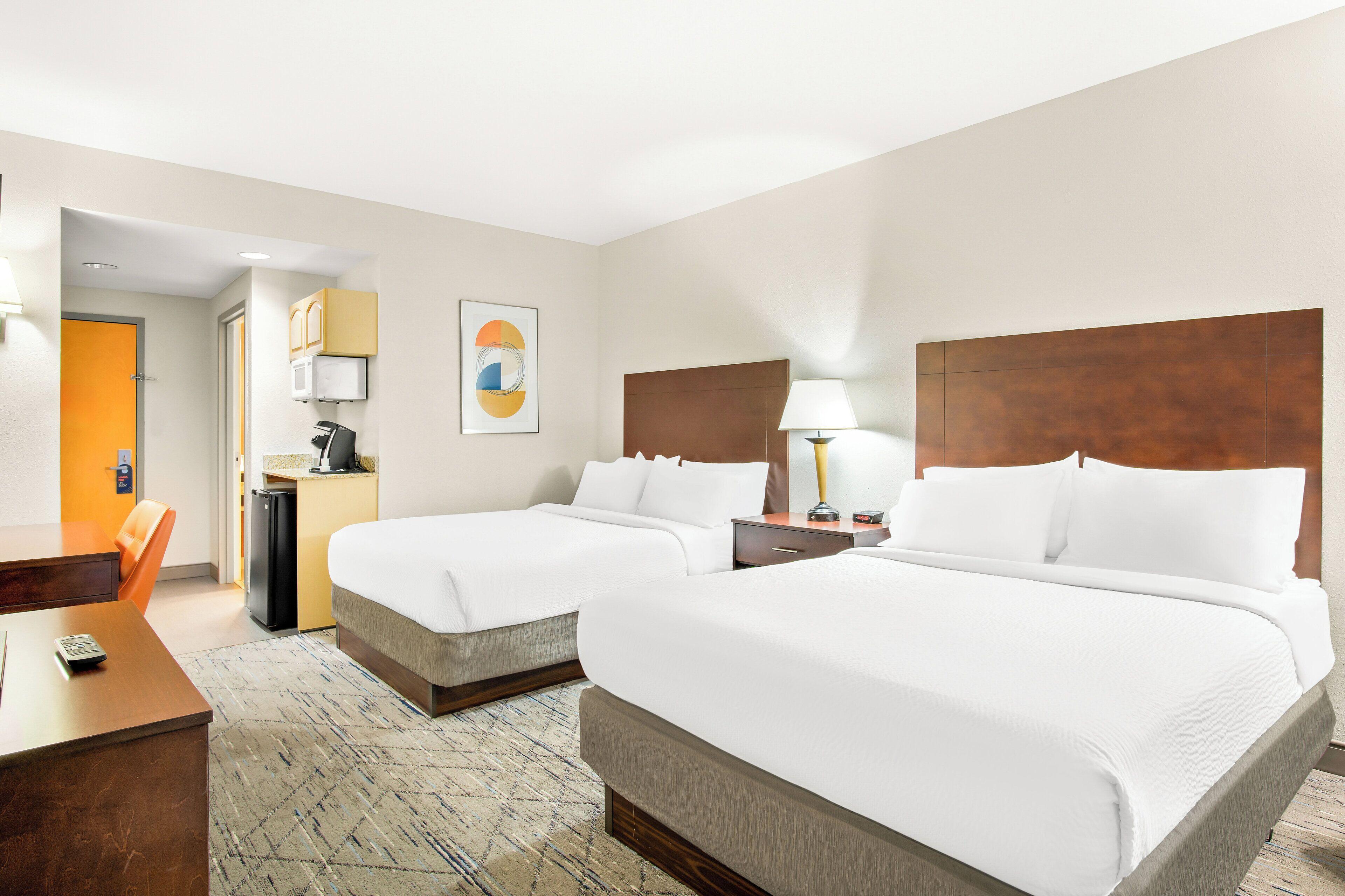 Standard Room with Two Queen Beds