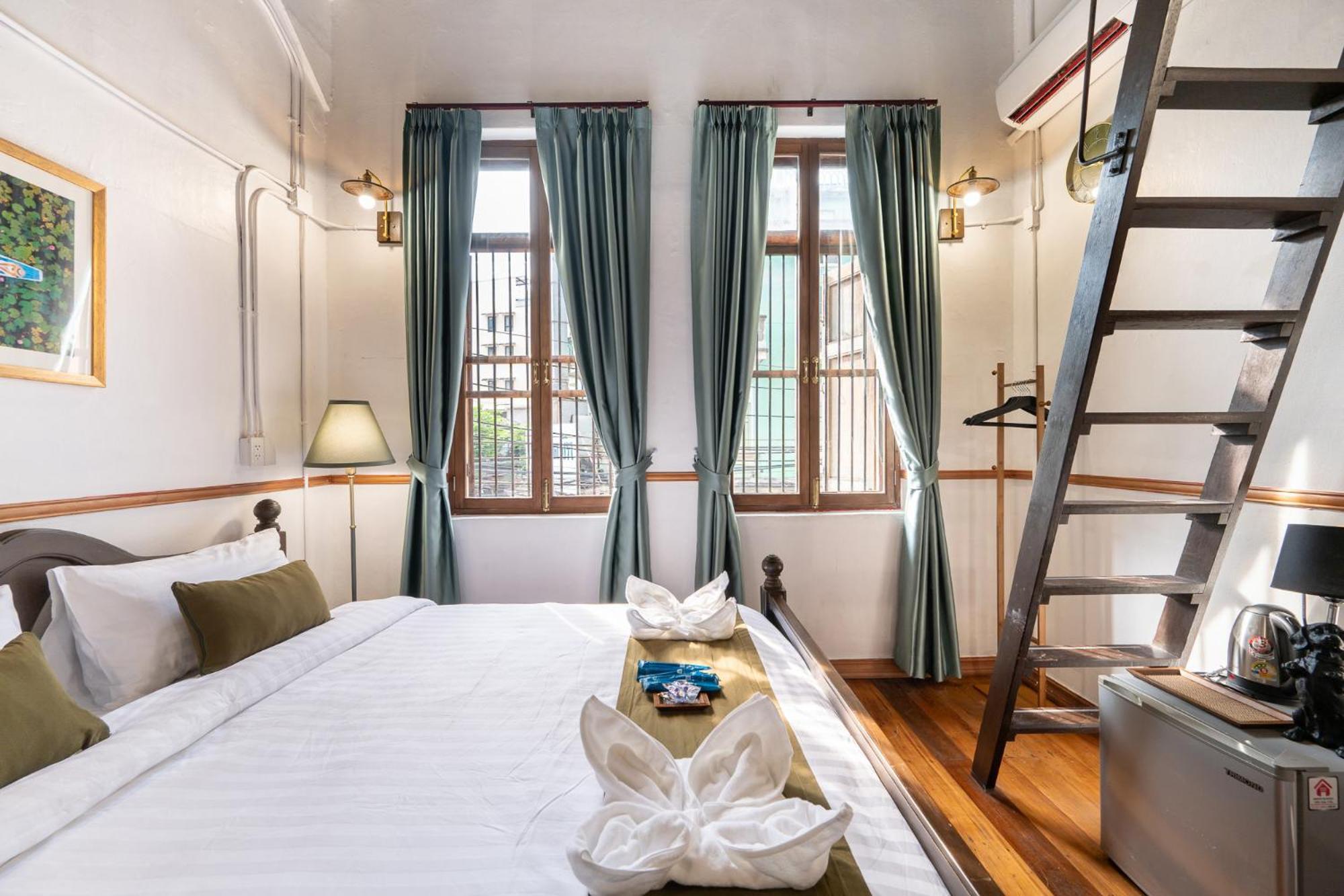 Quadruple Room with Private External Bathroom