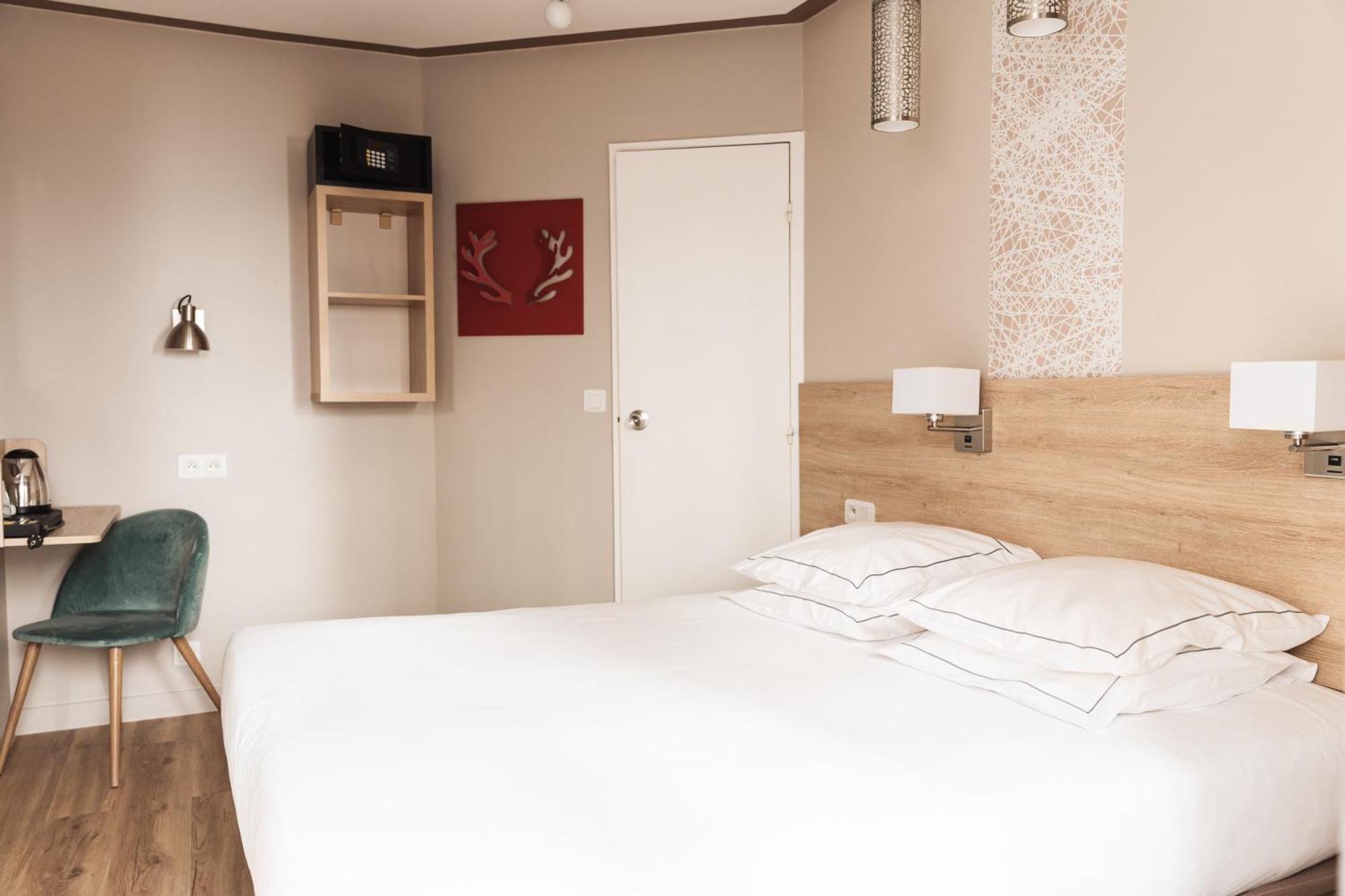 Double Room,1722948163:JPEG