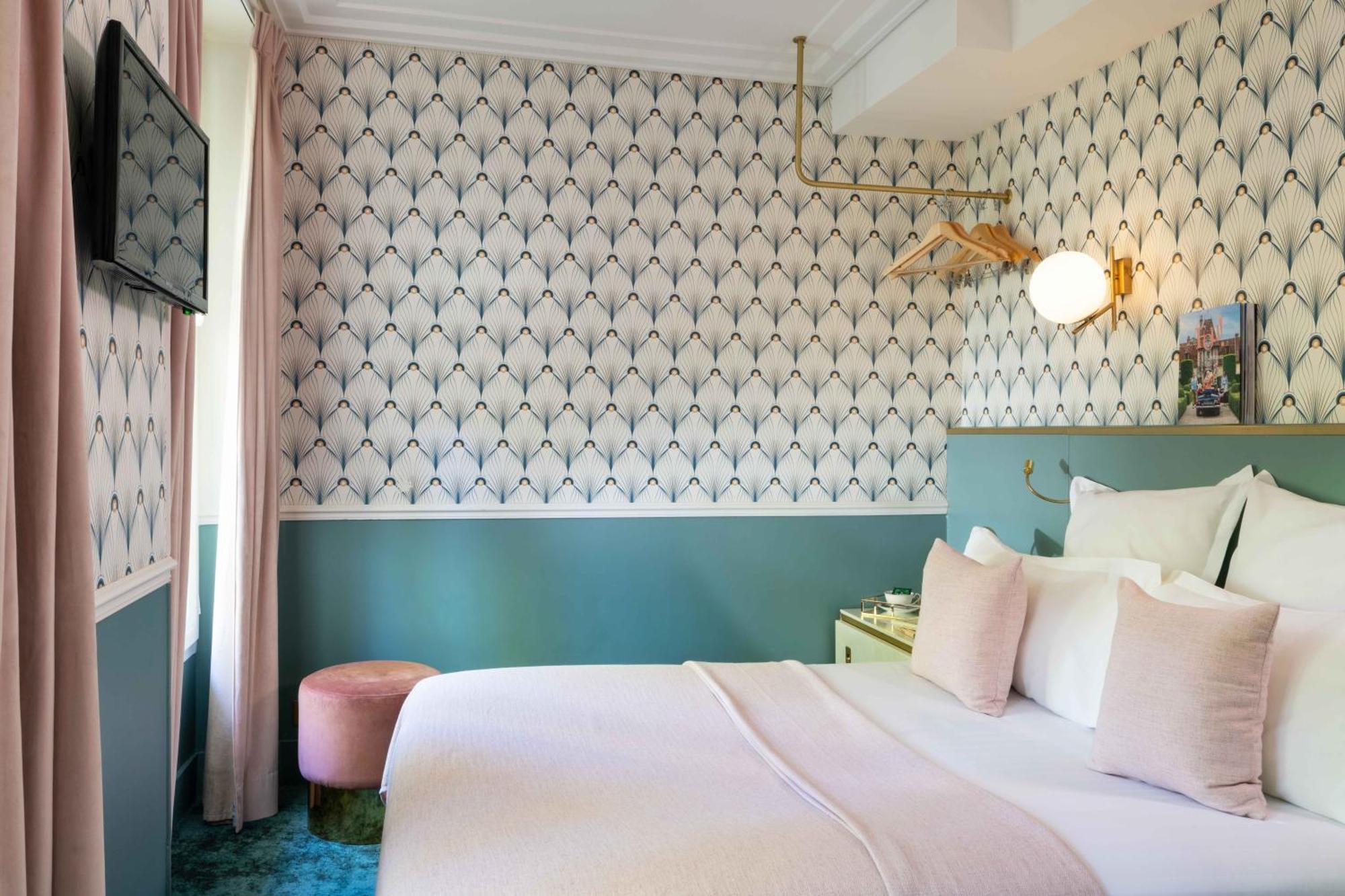 Single Room,1730026965:JPEG