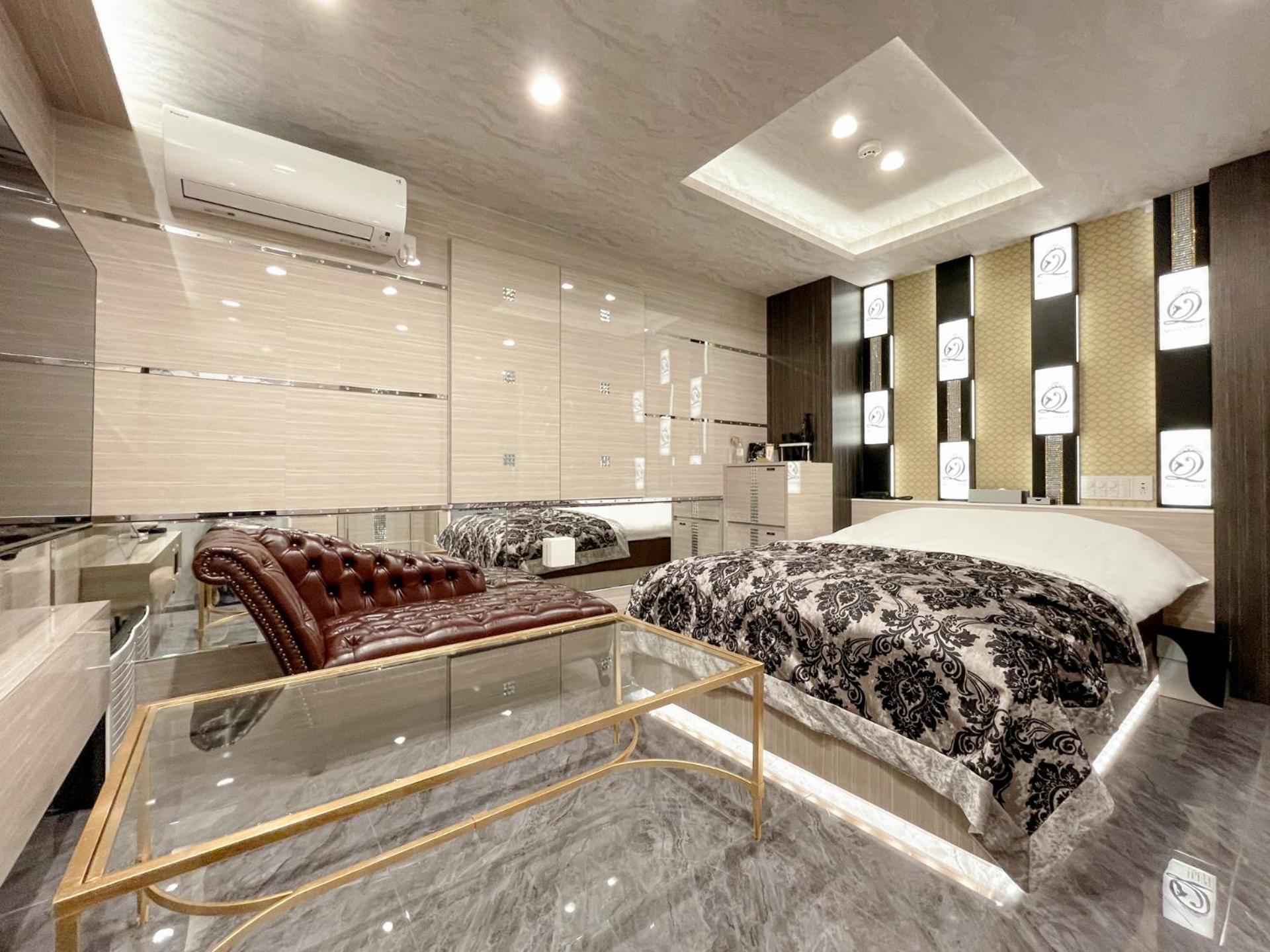 King Room,1736867393:JPEG