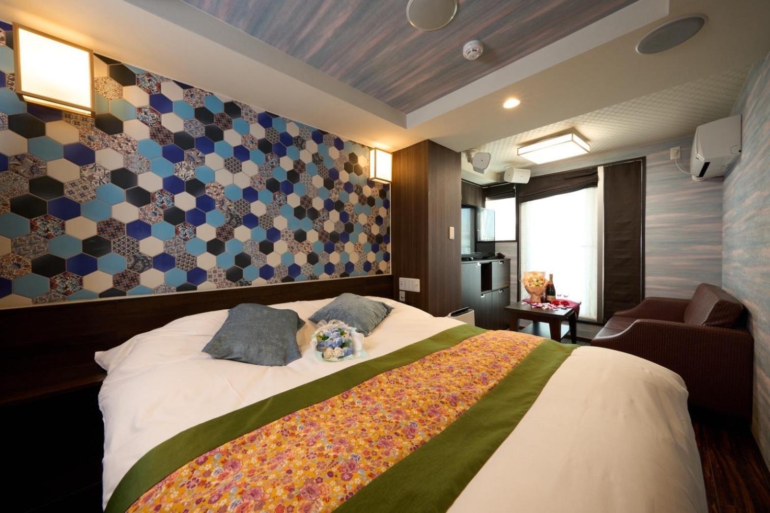 Standard Queen Room