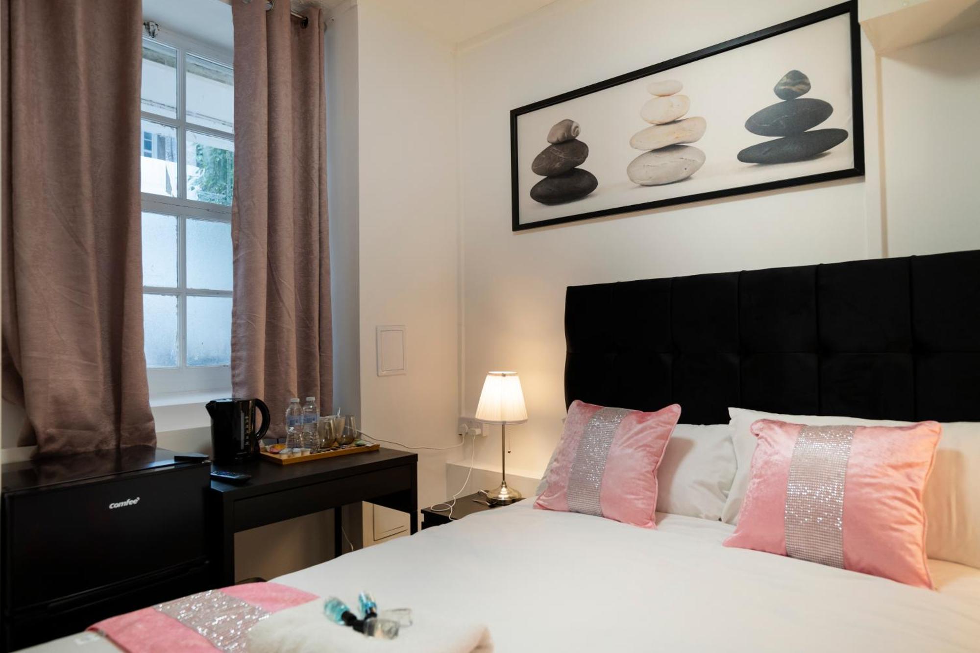 Budget Double Room,1737435595:JPEG