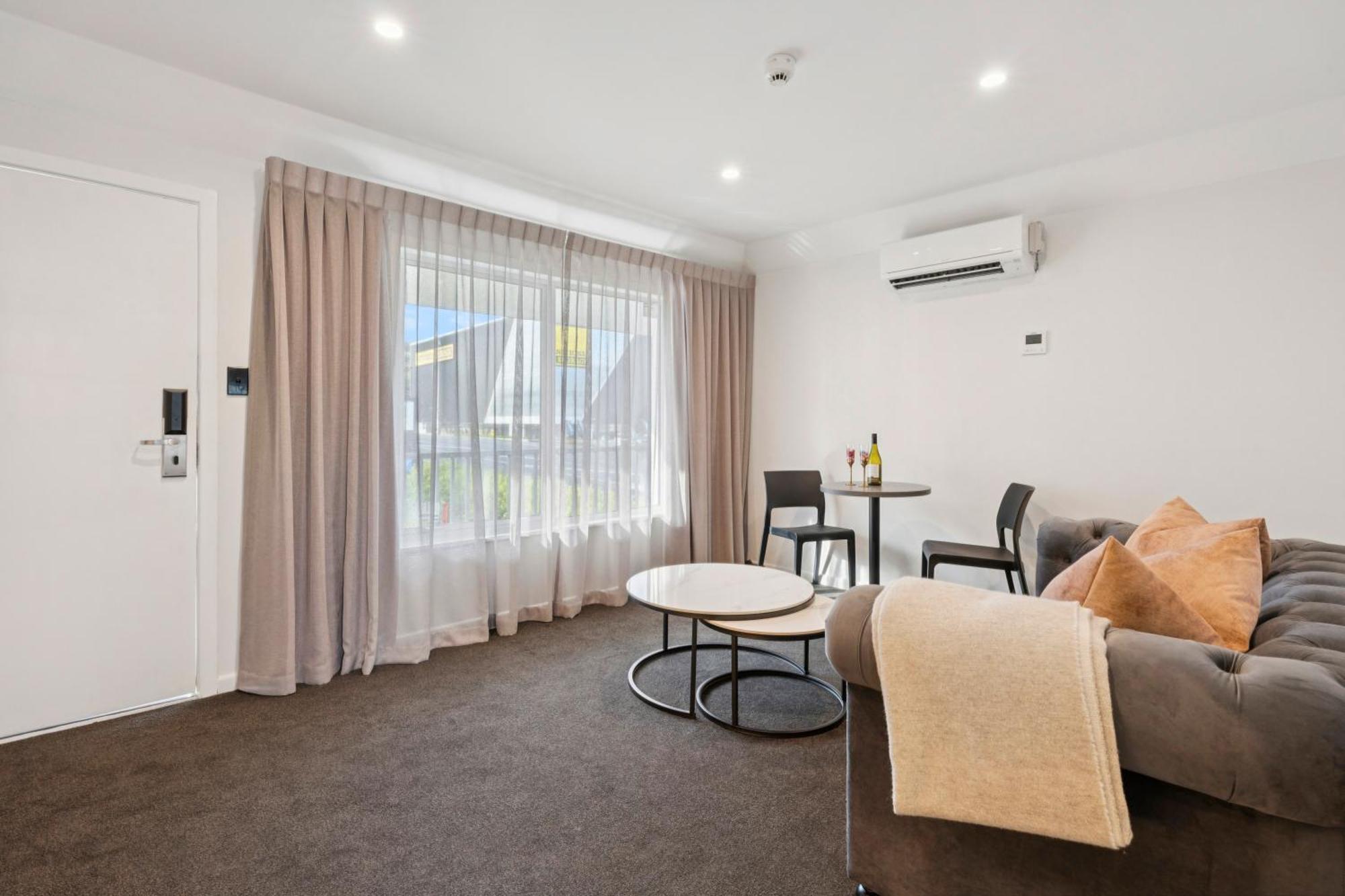 Apartment,1739391461:JPEG