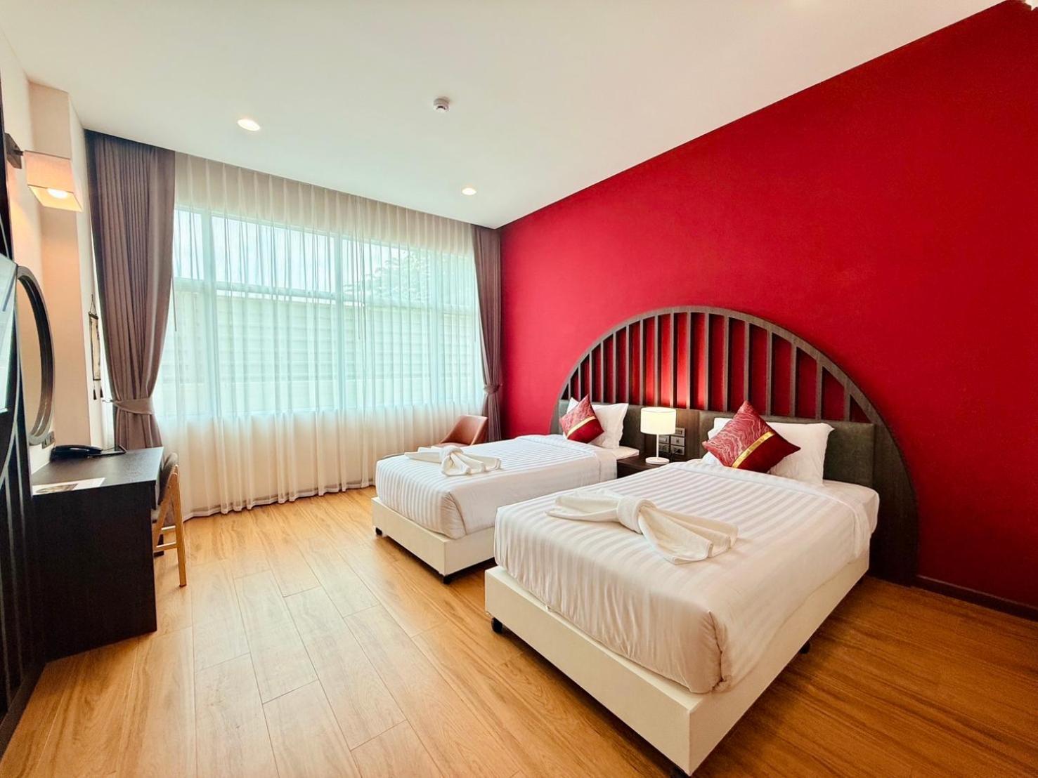 Deluxe Twin Room