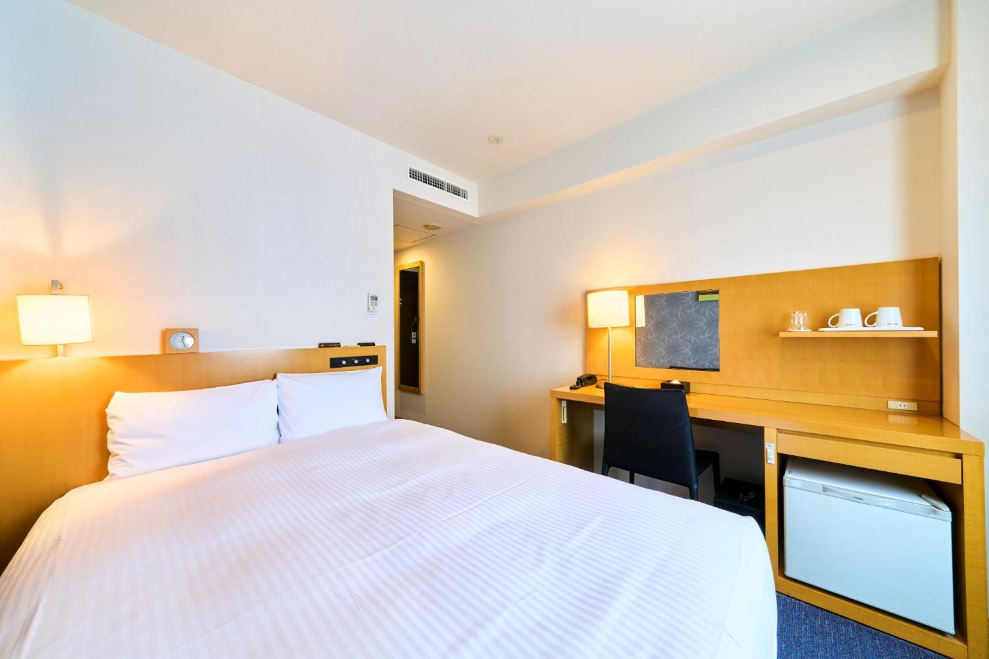 Standard Double Room - Non-Smoking,1765884100:JPEG