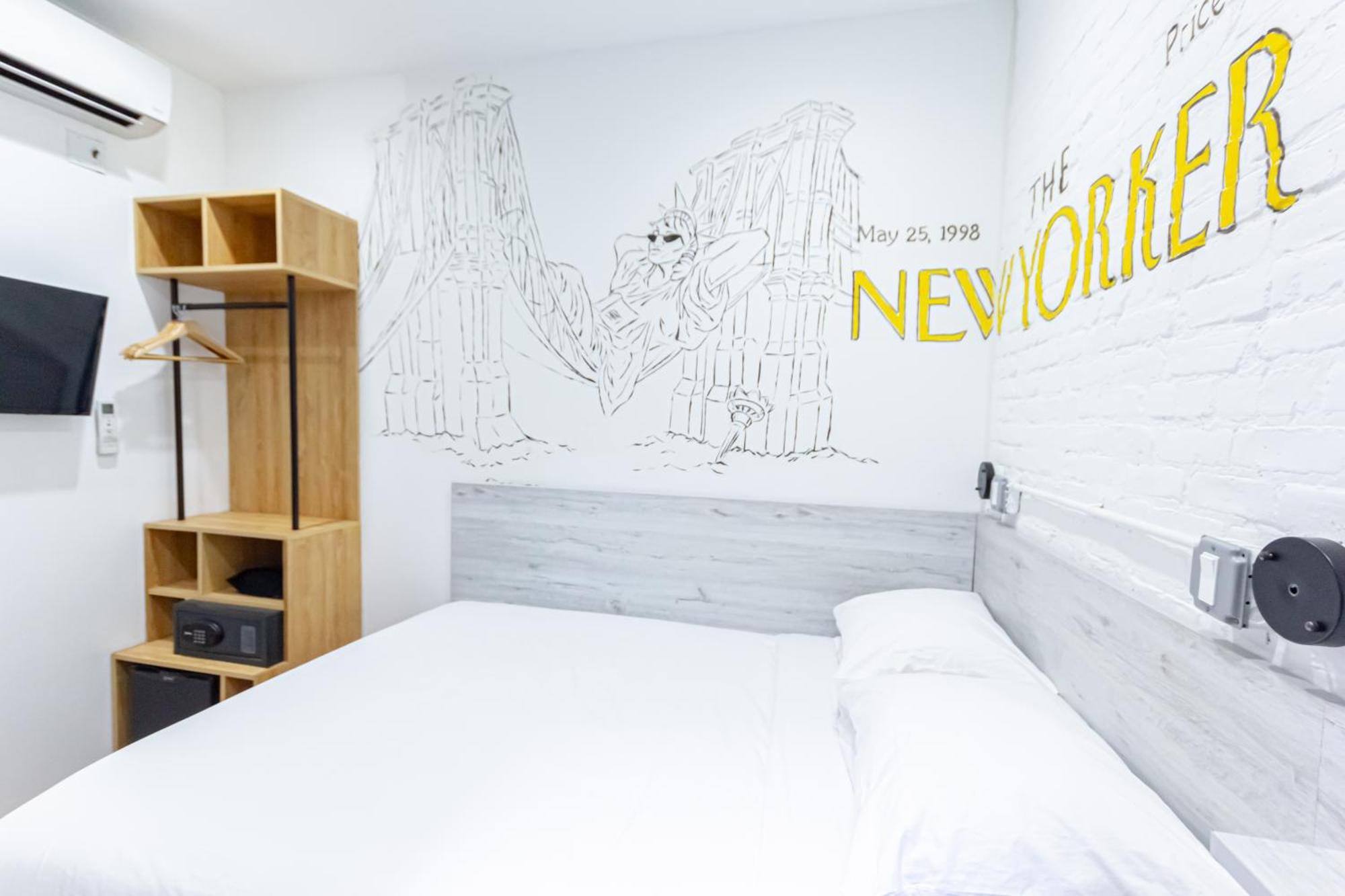 Deluxe Queen Room