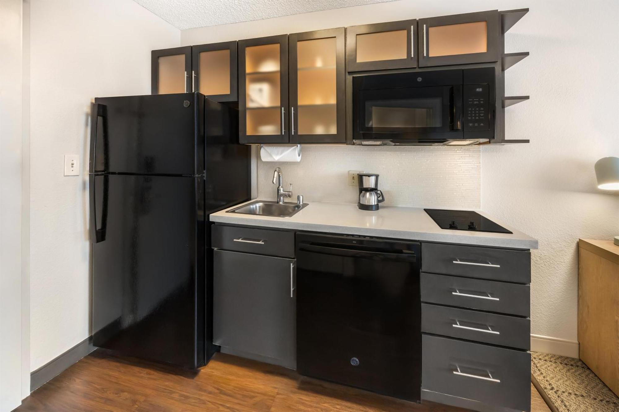 Queen Studio Suite