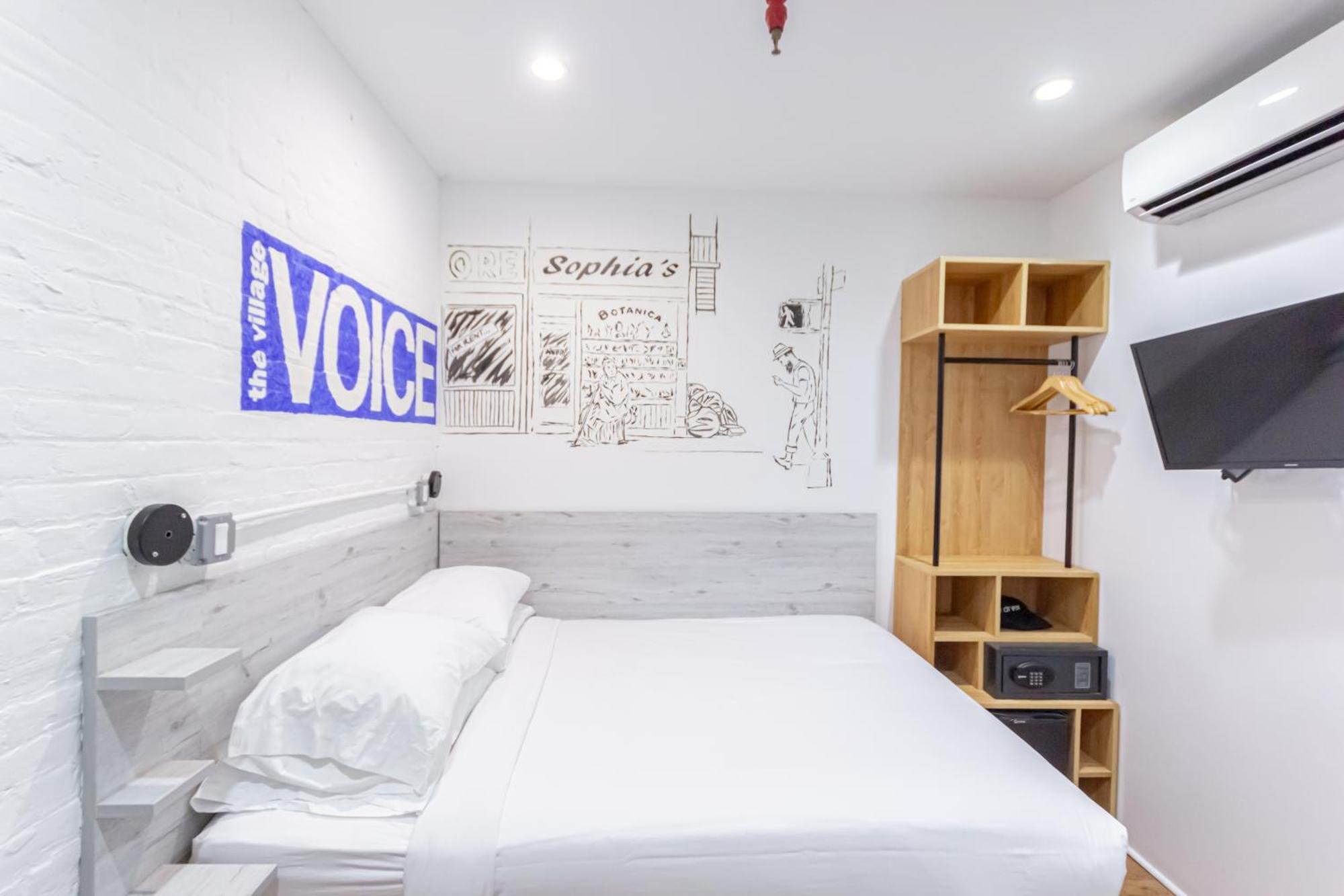 Deluxe Queen Room