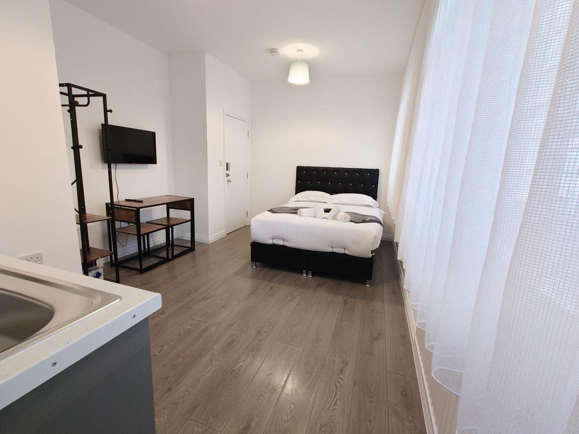 Studio Apartment