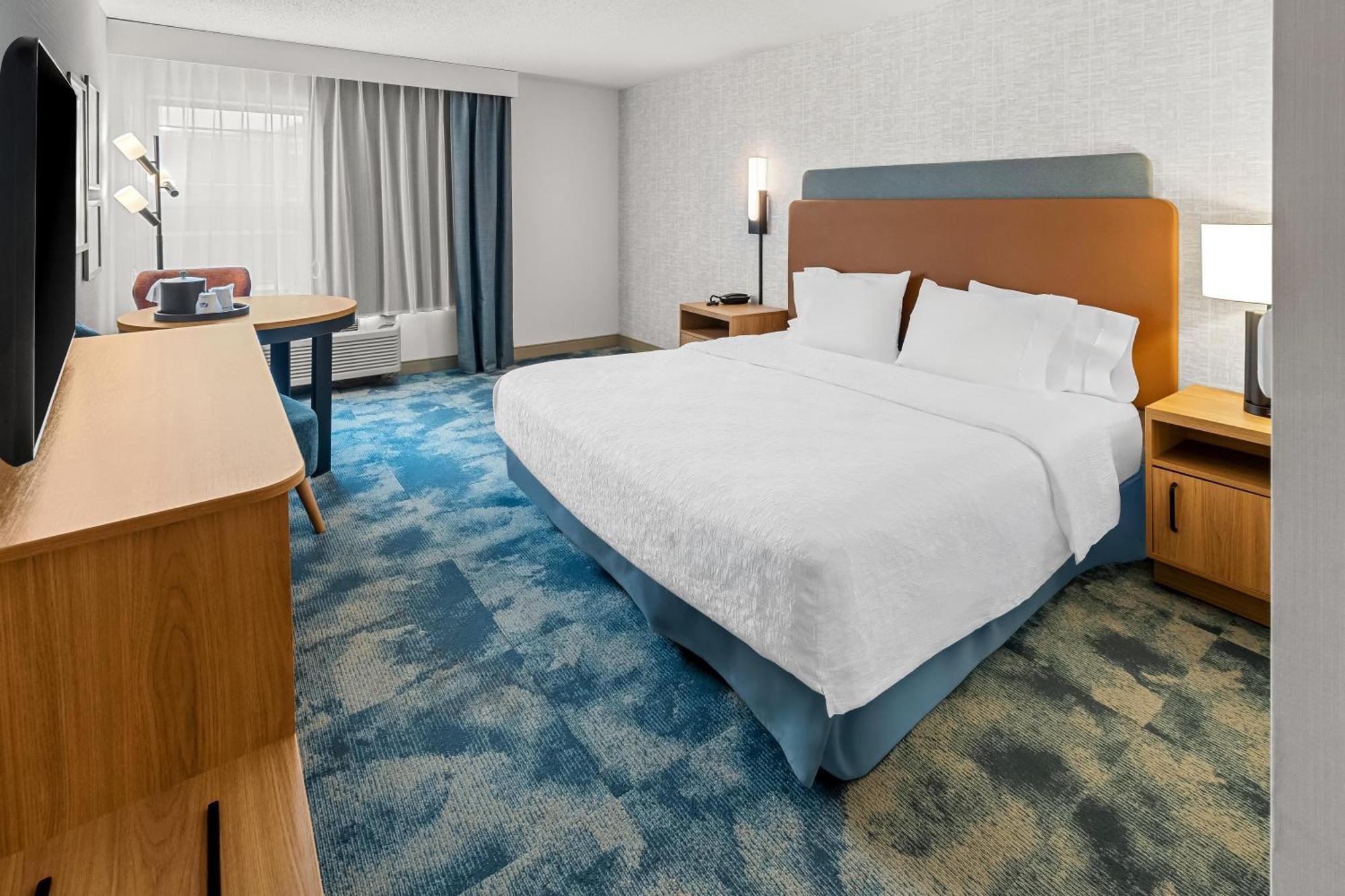 King Room - Mobility Access/Non-Smoking