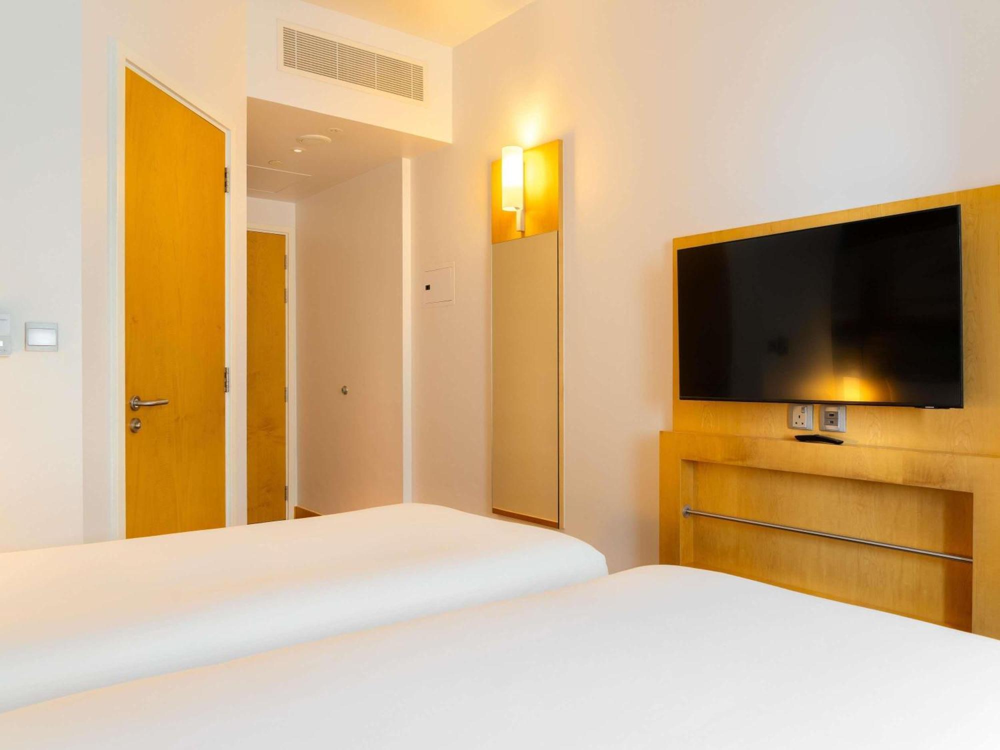 Standard Twin Room,1284180241:JPEG