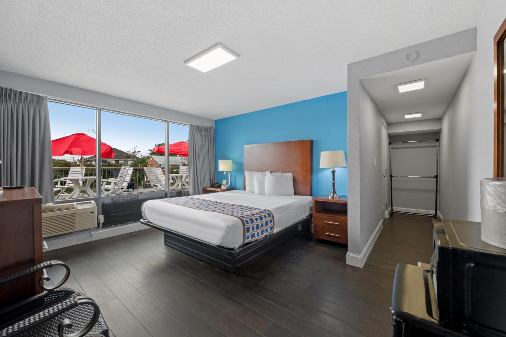 Standard King Room