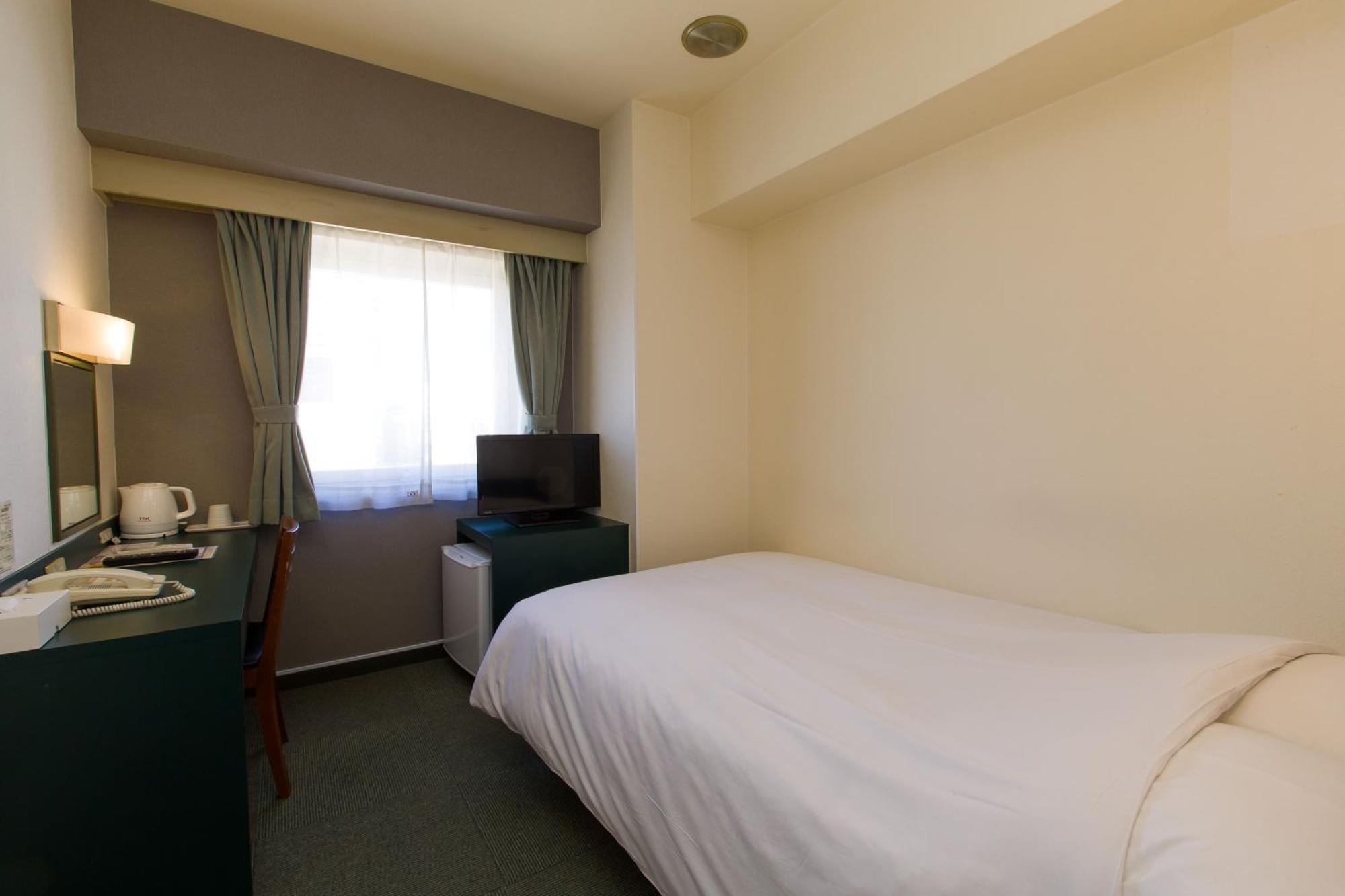 Double Room with Small Double Bed - Non-Smoking