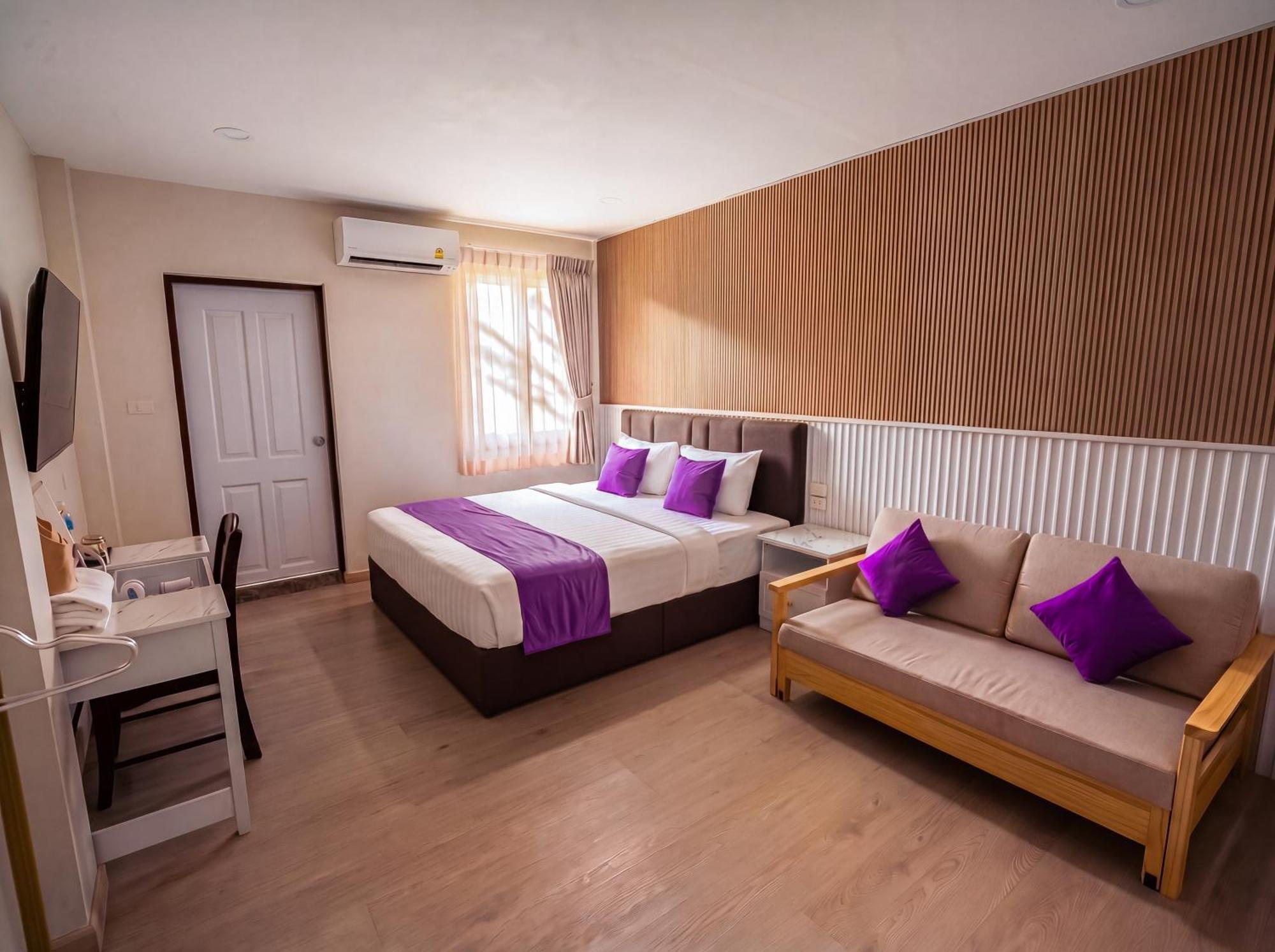 Triple Room with Balcony