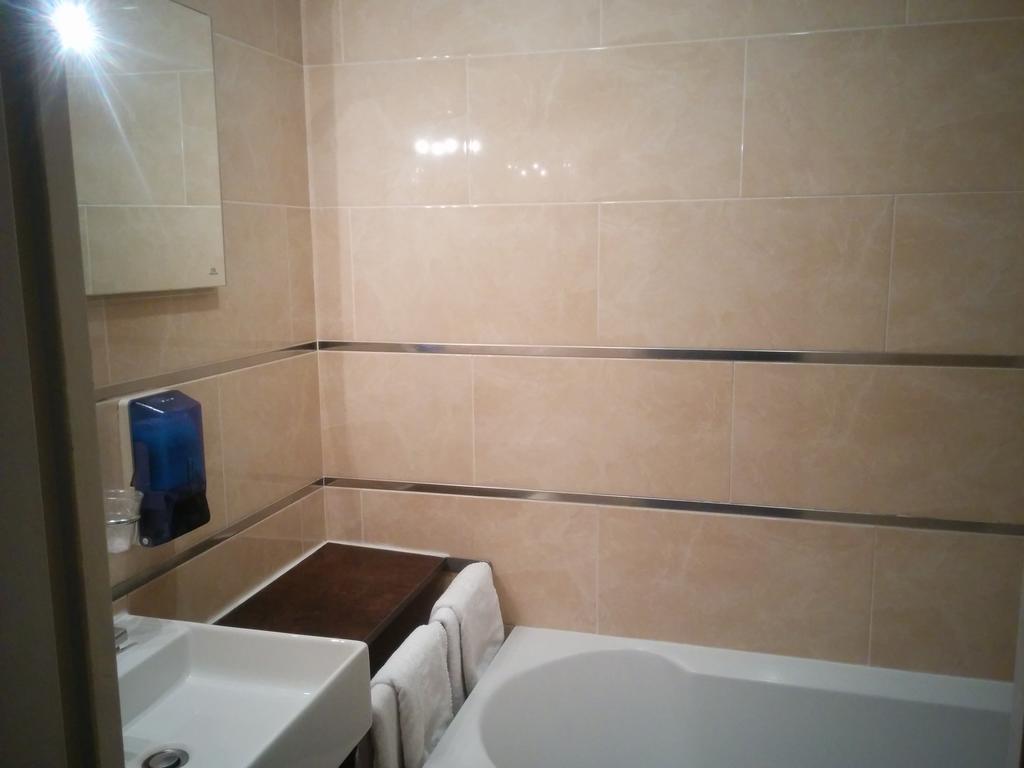 Twin Room with Bath