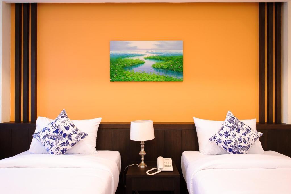 Standard Twin Room