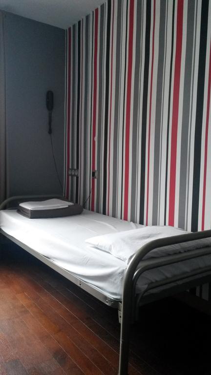 Bed in 4-Bed Mixed Dormitory Room