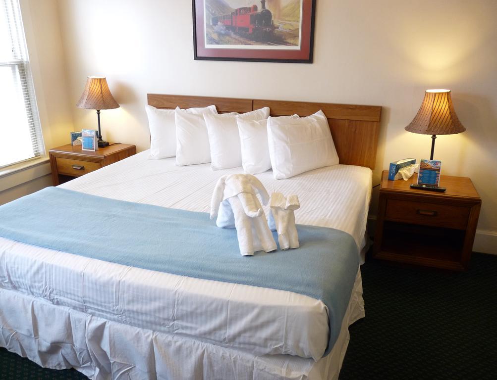 Queen Room with Two Queen Beds