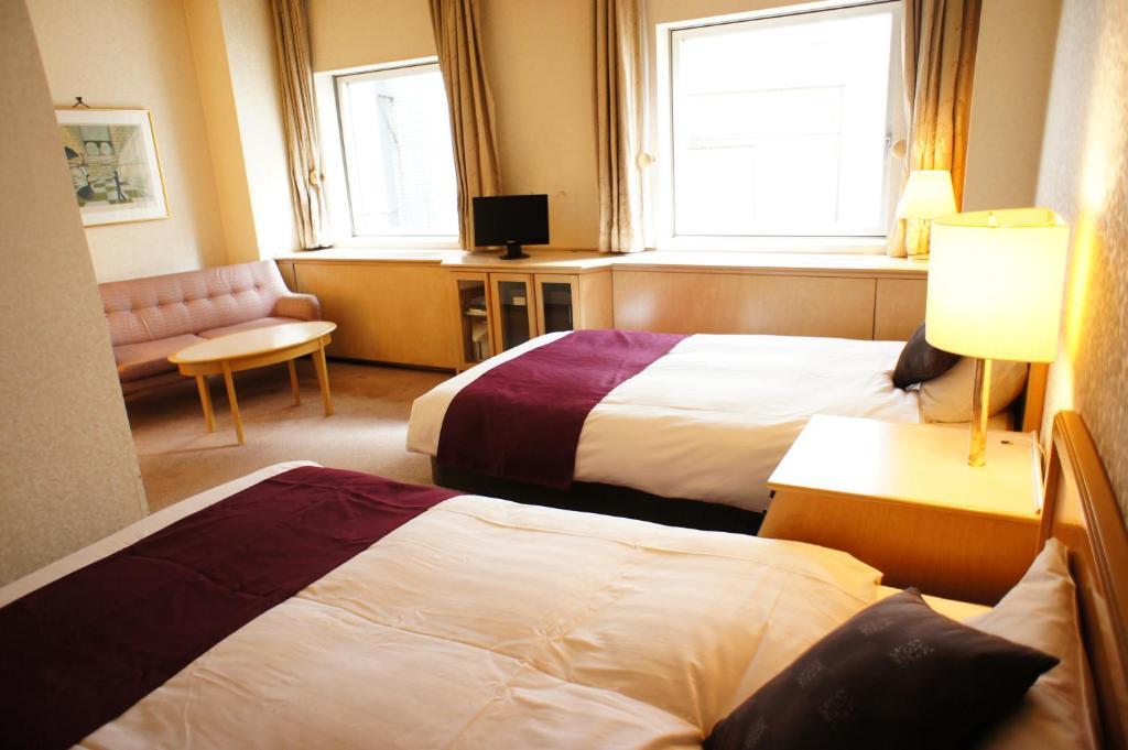 Twin Room - Non-Smoking