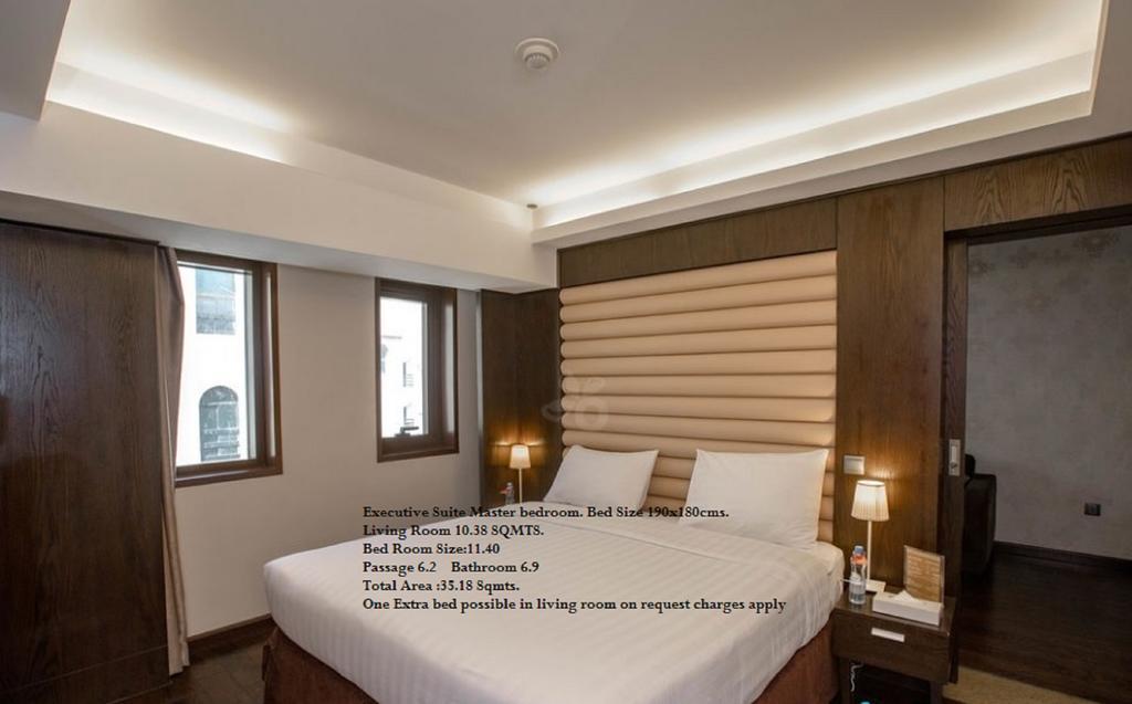 Executive Suite,425196069:JPEG