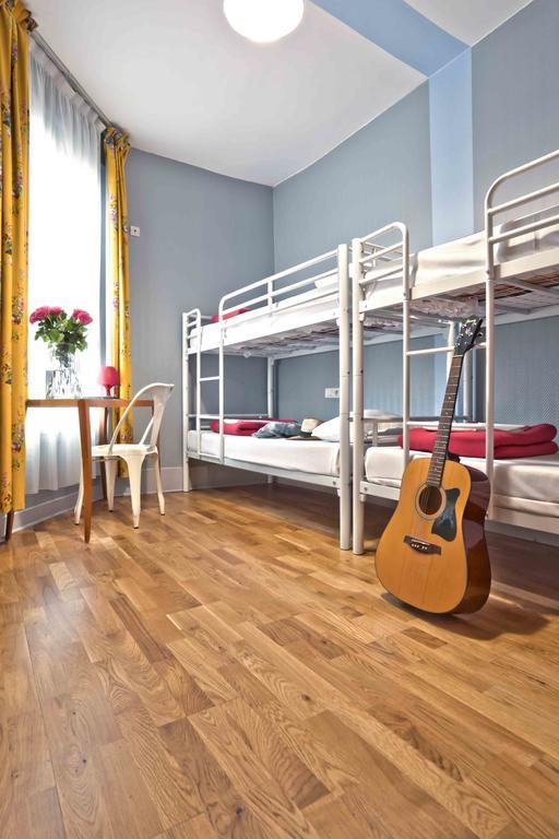 Quadruple Room with Private Bathroom,821522594:JPEG