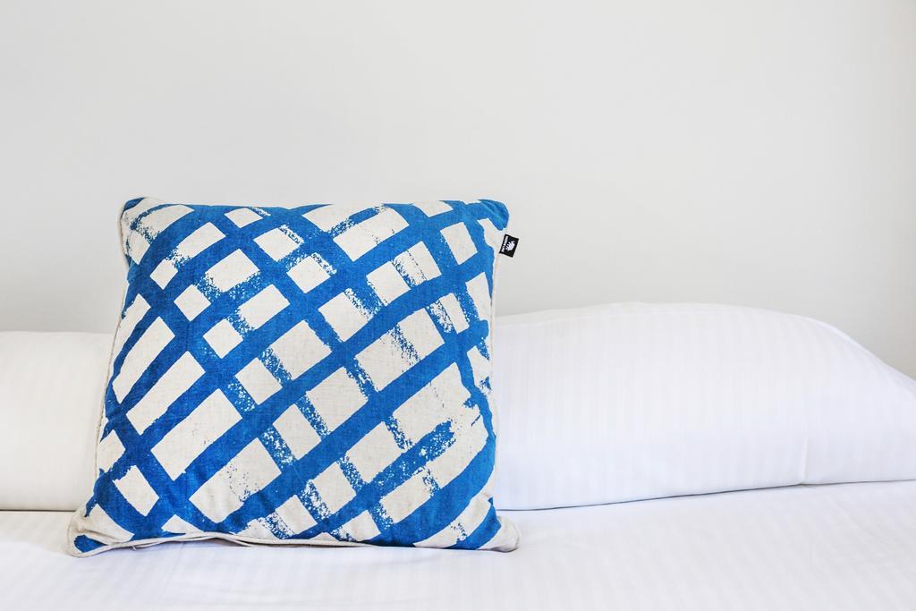 Economy King Room with Shared Bathroom,328314370:JPEG