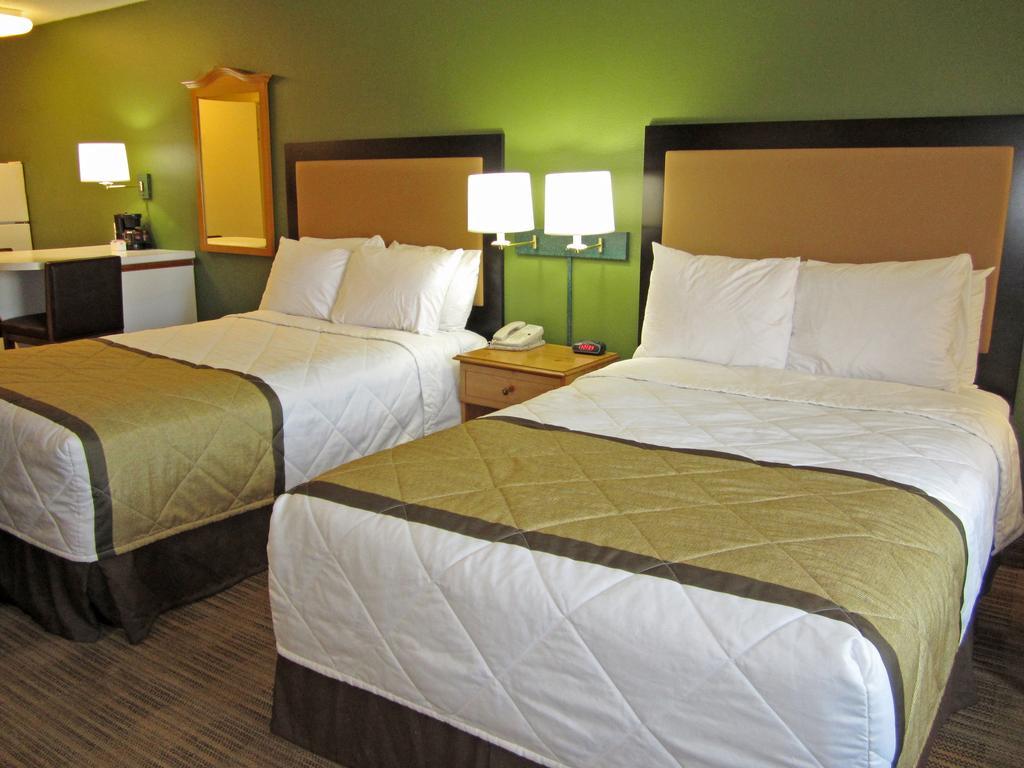 Studio with 2 Double Beds - Non-Smoking