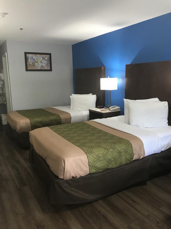 Double Room with Two Double Beds - Smoking