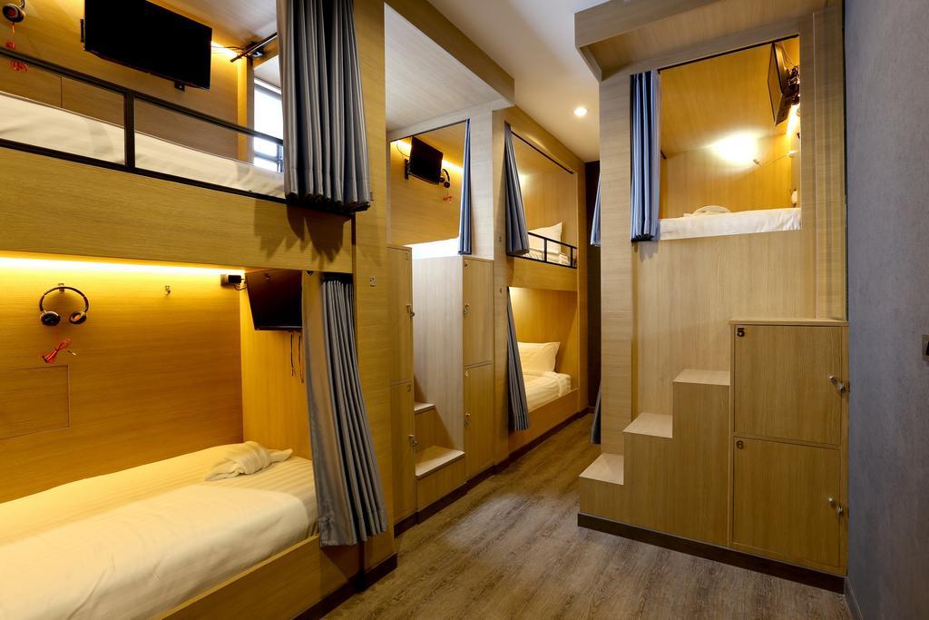 Bed 6-Bed Mixed Dormitory Room,1215756496:JPEG