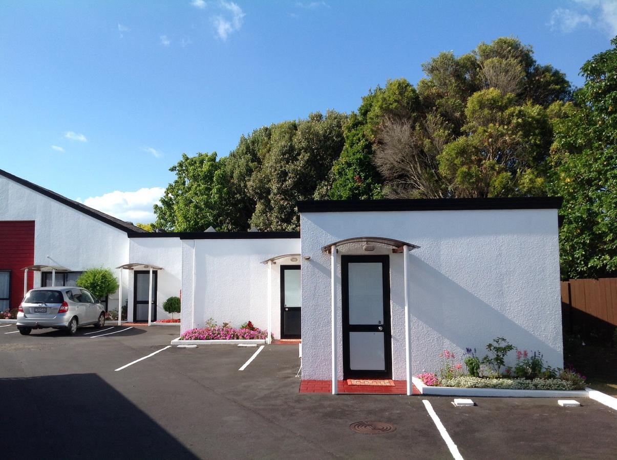 Deluxe Studio,517992504:JPEG