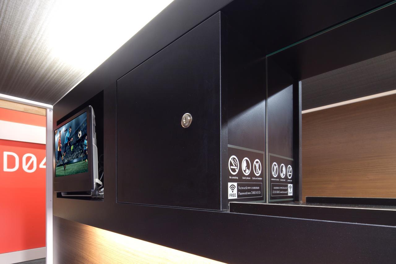 Standard Capsule Room for Male,829303328:JPEG