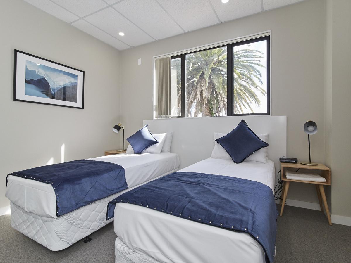 Twin Room with Private Bathroom