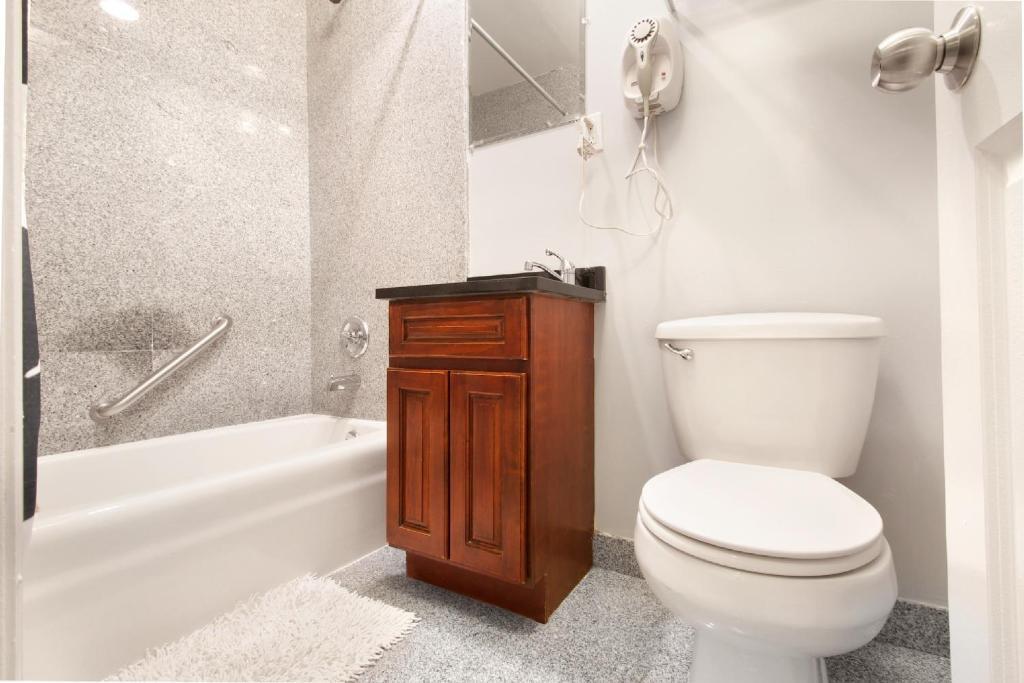 Standard Bedroom with Private Bath