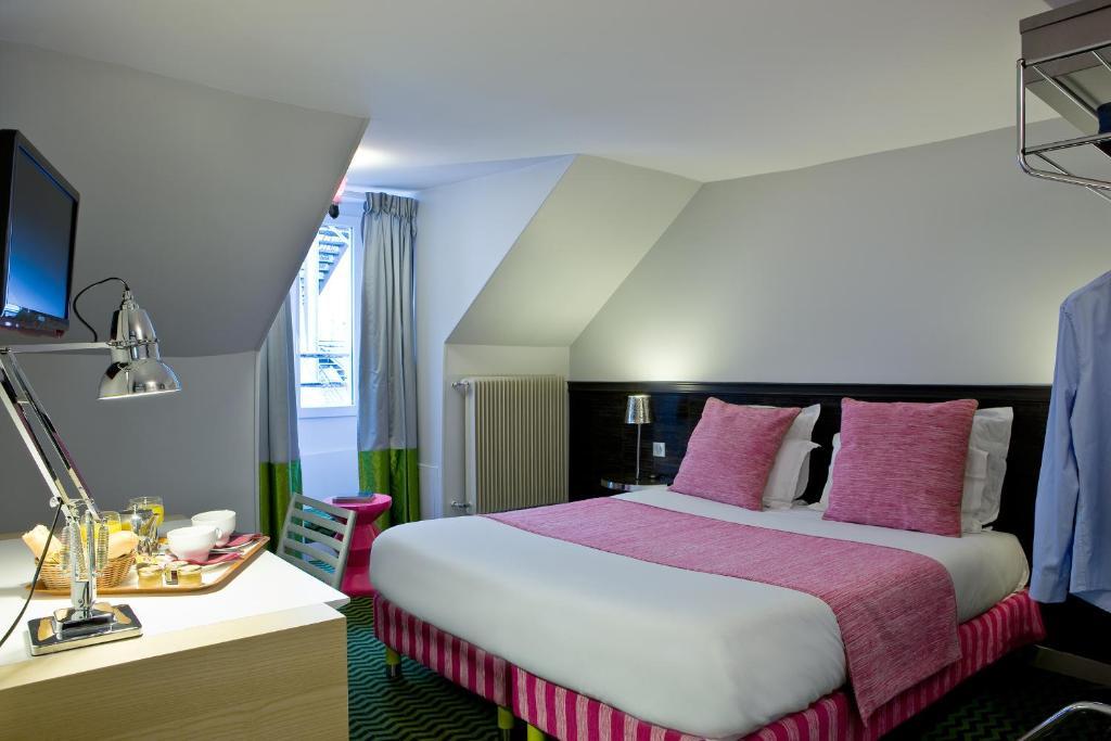 Superior Plus Room