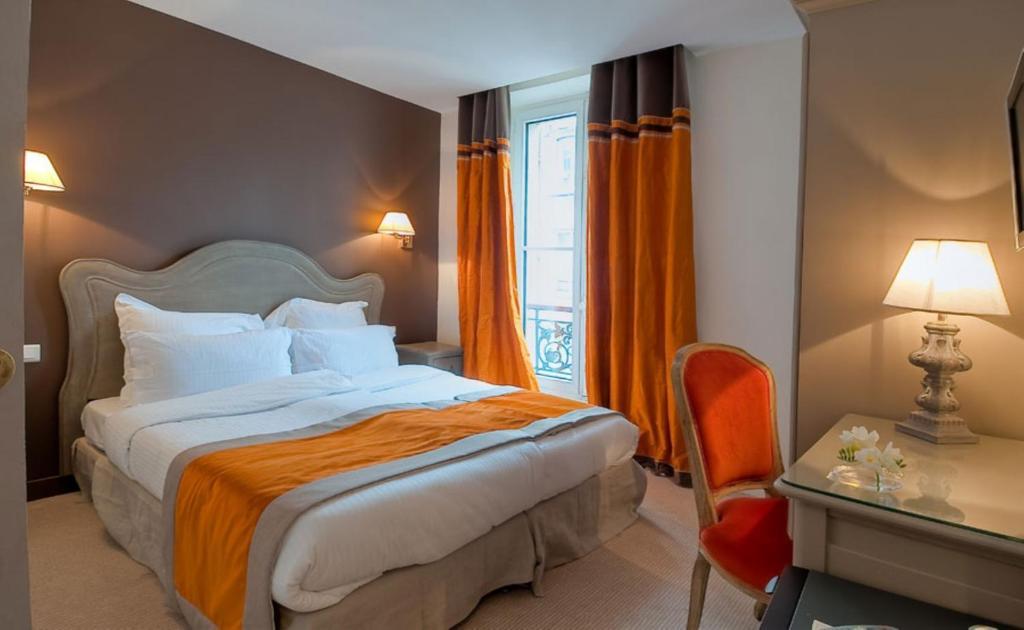 Twin Room with Balcony