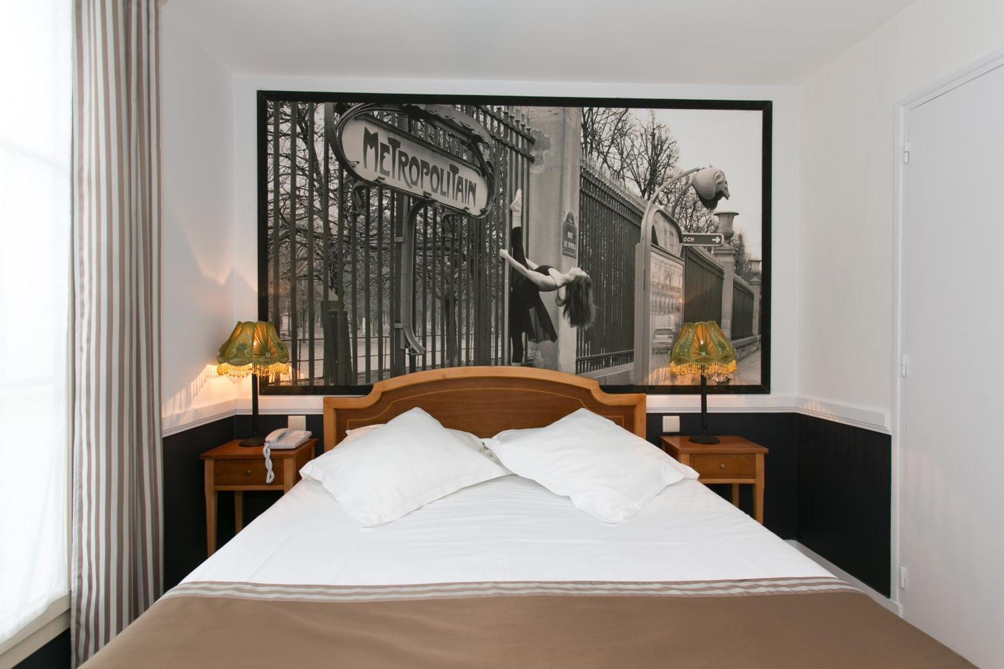 Double/Twin Room Arabesque Street View