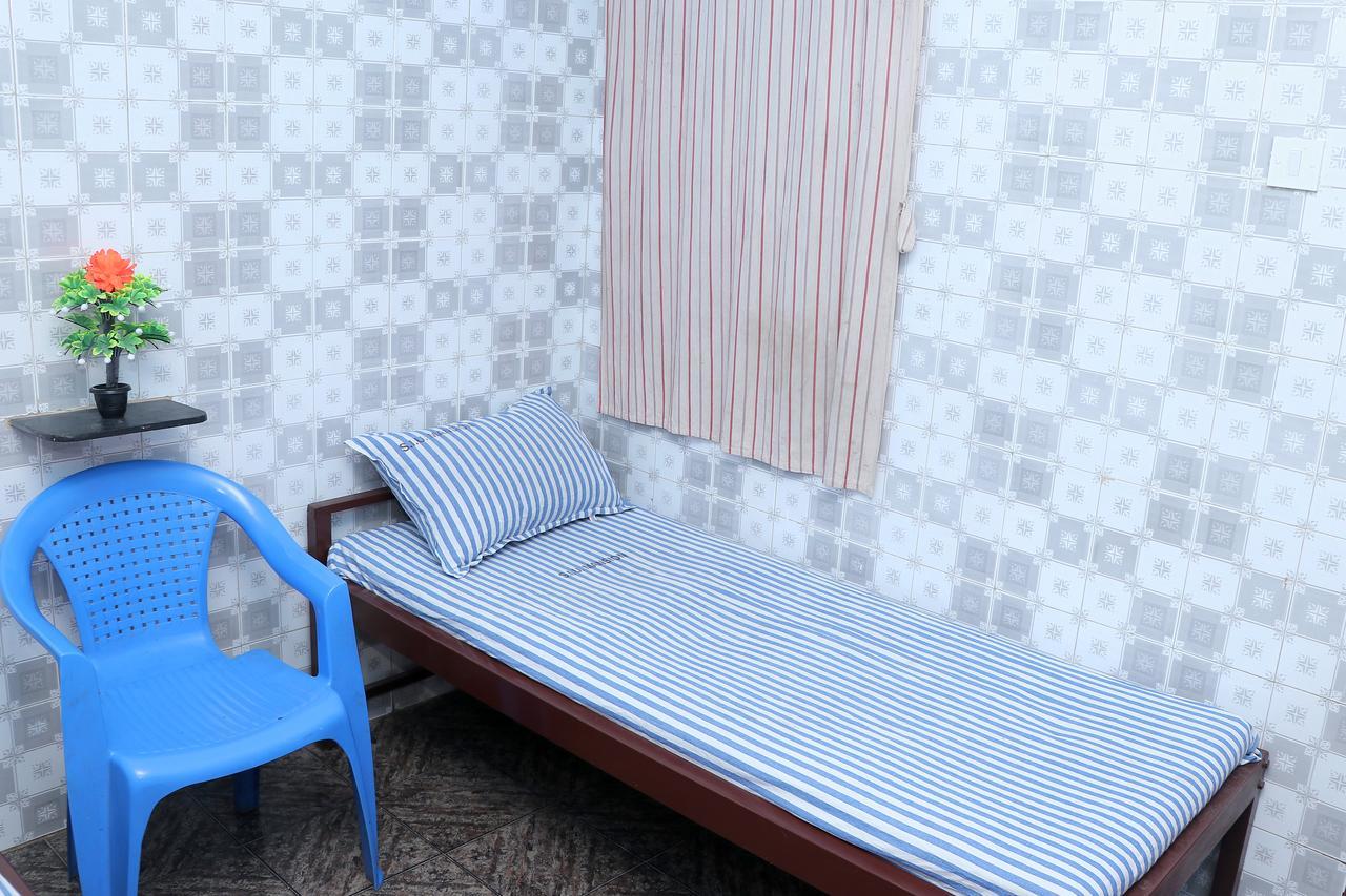 Budget Single Room with Fan,636797934:JPEG